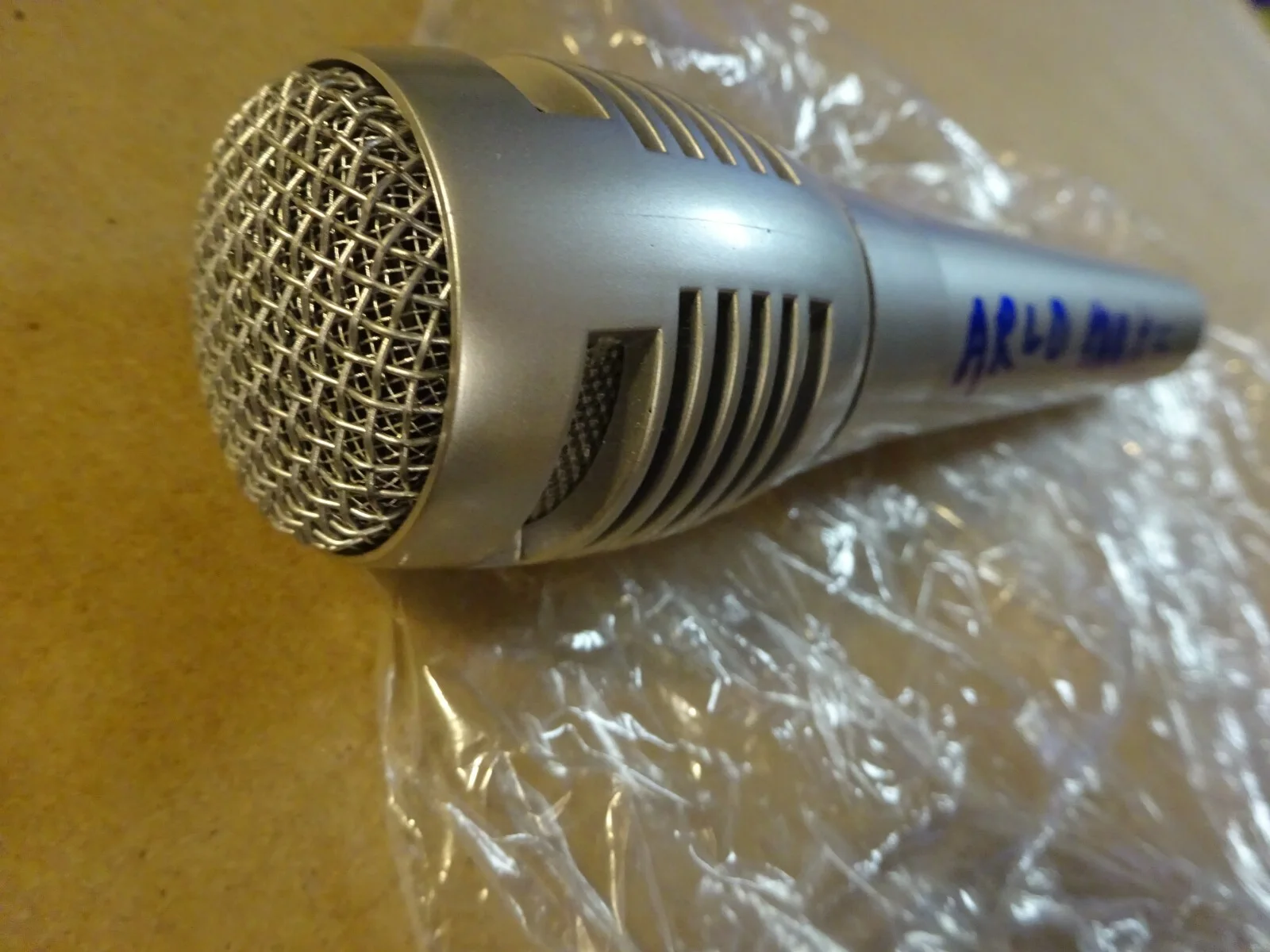 Signed ARLO PARKS Autographed Microphone British Singer / Songwriter, image 4