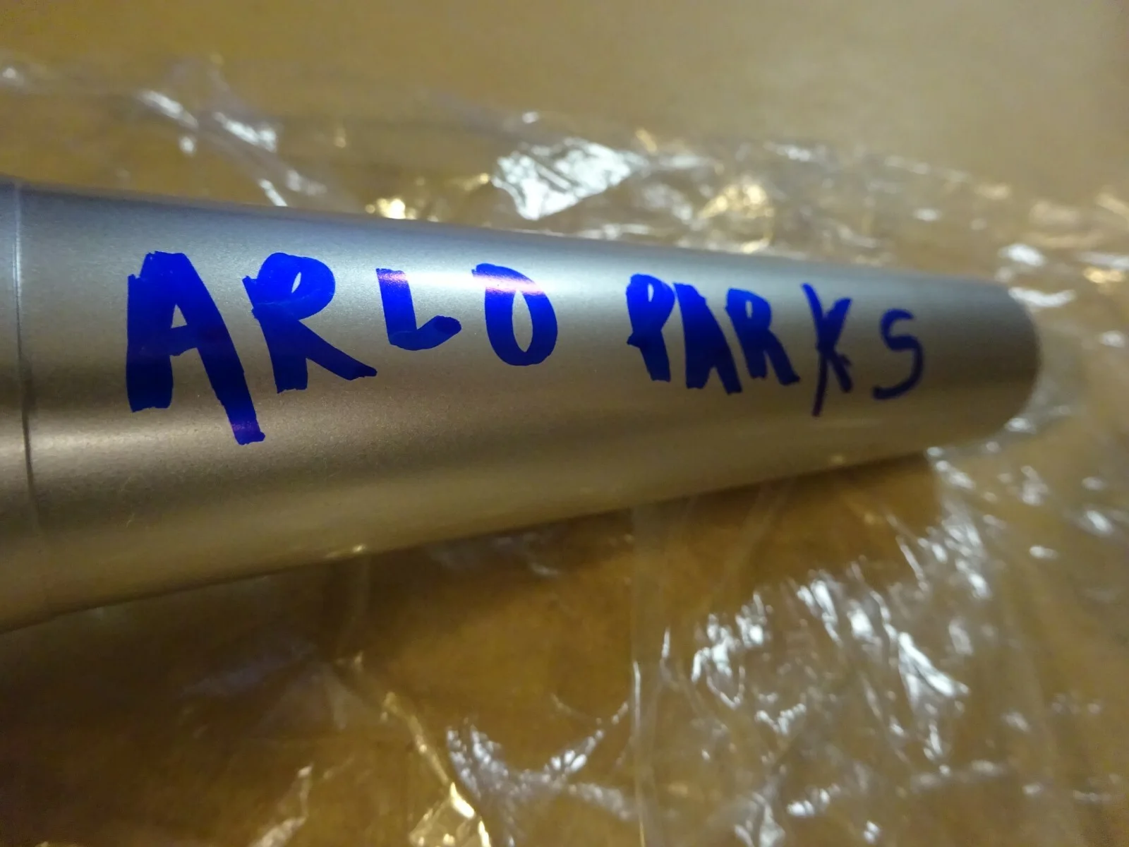 Signed ARLO PARKS Autographed Microphone British Singer / Songwriter, image 5