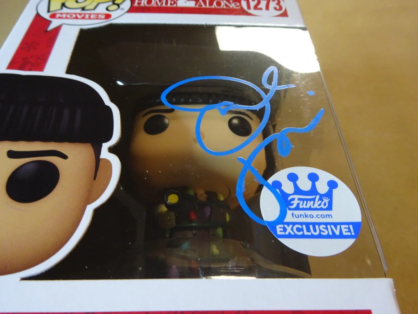 Joe Pesci — Signed Joe Pesci Autographed Harry Home Alone Funko Pop Official Pix COA, изображение 4