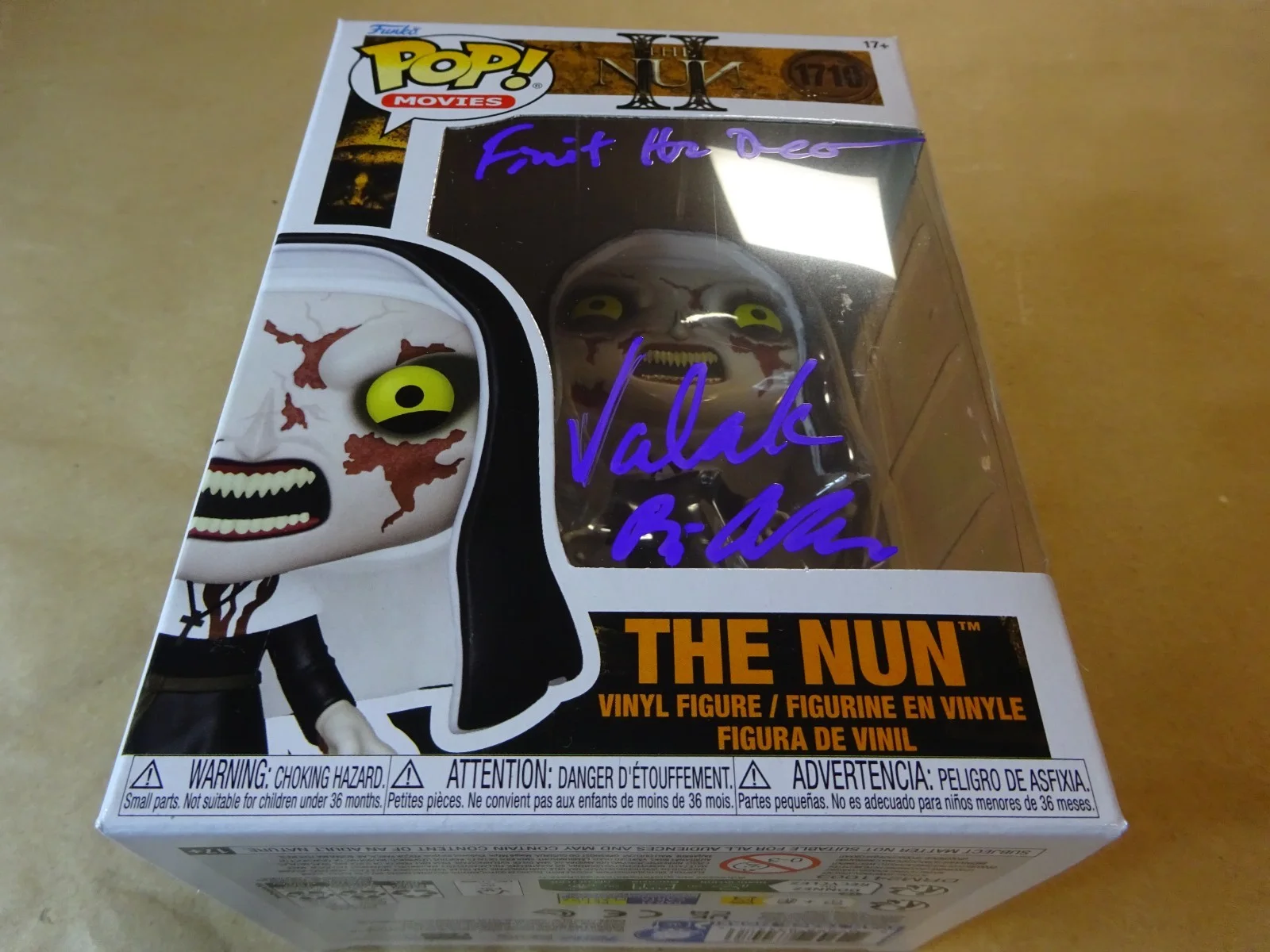 Bonnie Aarons — Signed Bonnie Aarons Autographed The Nun Funko Pop OCCM COA, изображение 2
