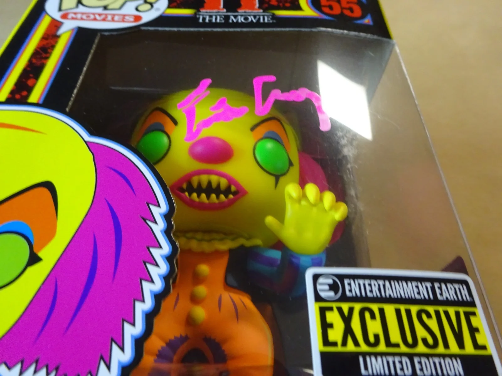 Tim Curry — Signed Tim Curry Autographed IT Blacklight Pennywise Funko Pop Beckett BAS COA, image 5