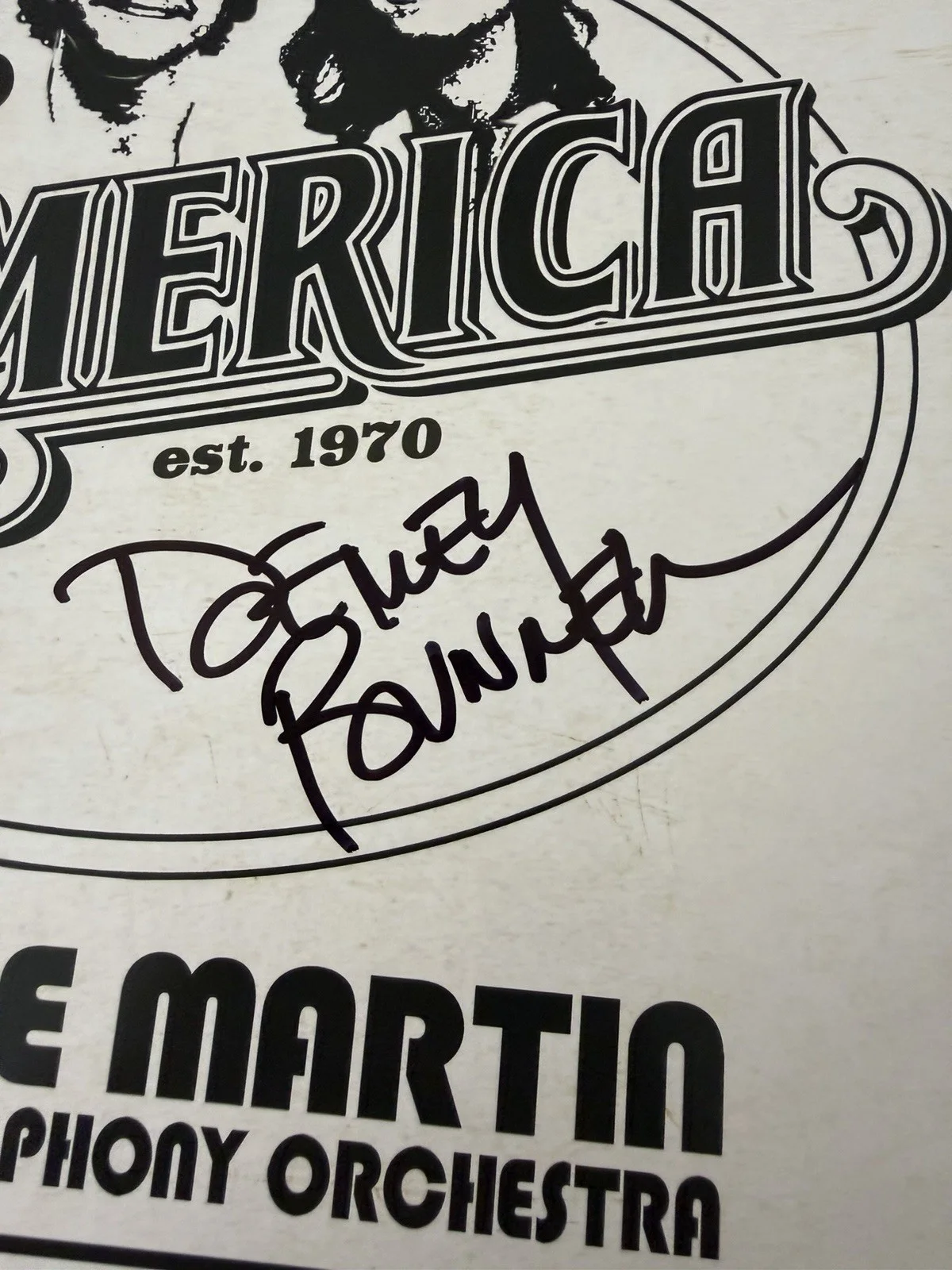 DEWEY BUNNELL SIGNED AMERICA LIVE AT THE HOLLYWOOD BOWL VINYL RECORD LP JSA COA, image 3
