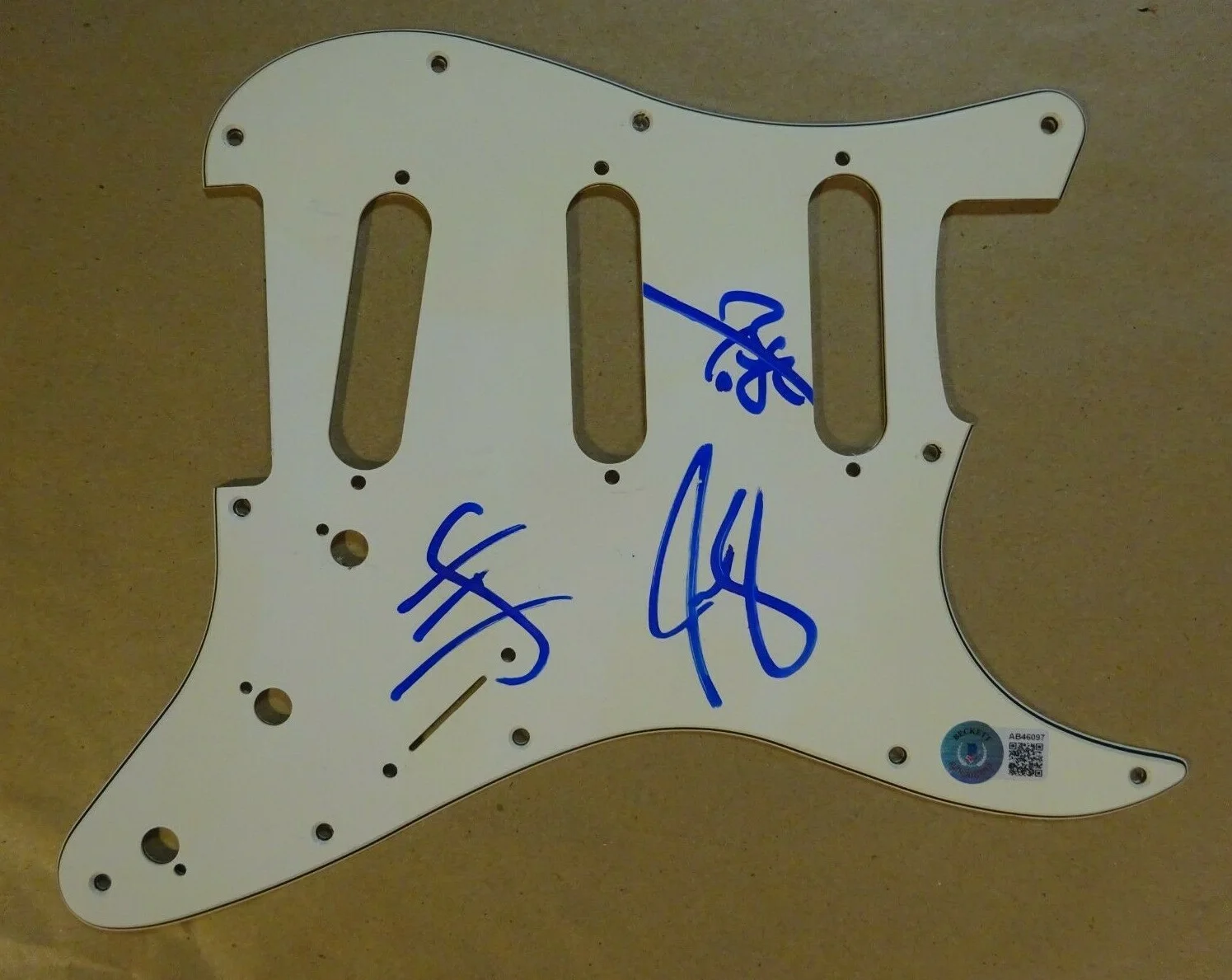 THE FRAY Autographed Pick Guard Signed By 3 - King Slade Wysocki BECKETT LOA, изображение 2
