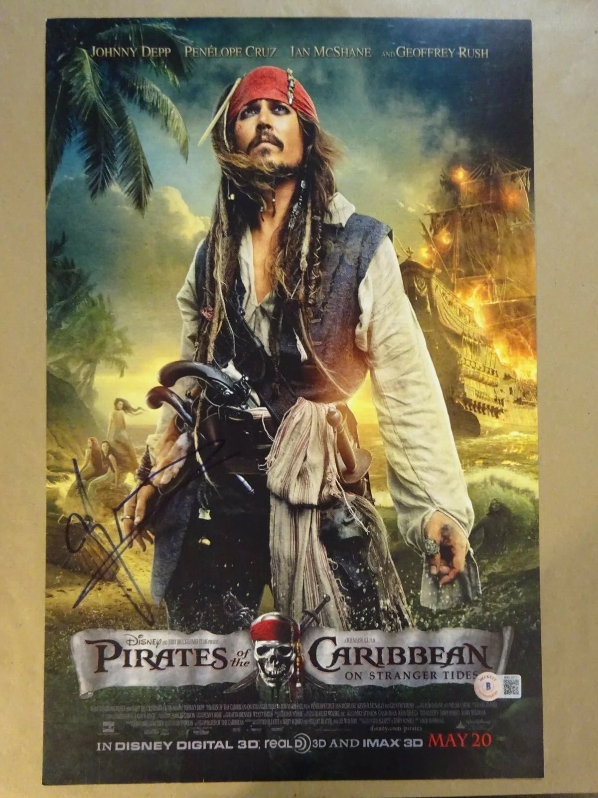 Penelope Cruz — Autographed PENELOPE CRUZ - PIRATES OF THE CARIBBEN Photo 11x17 BECKETT BAS COA, изображение 2