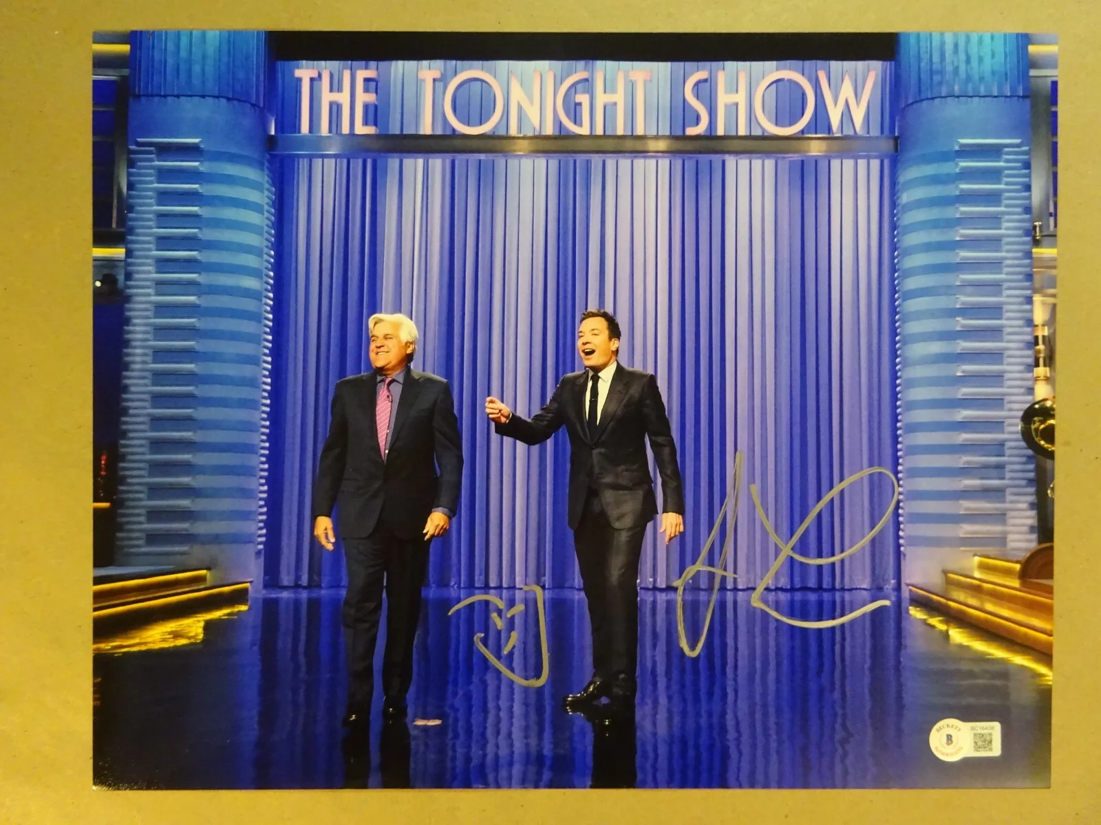 Jay Leno — Signed JAY LENO Autographed Photo The Tonight Show 11X14 BECKETT COA, image 2