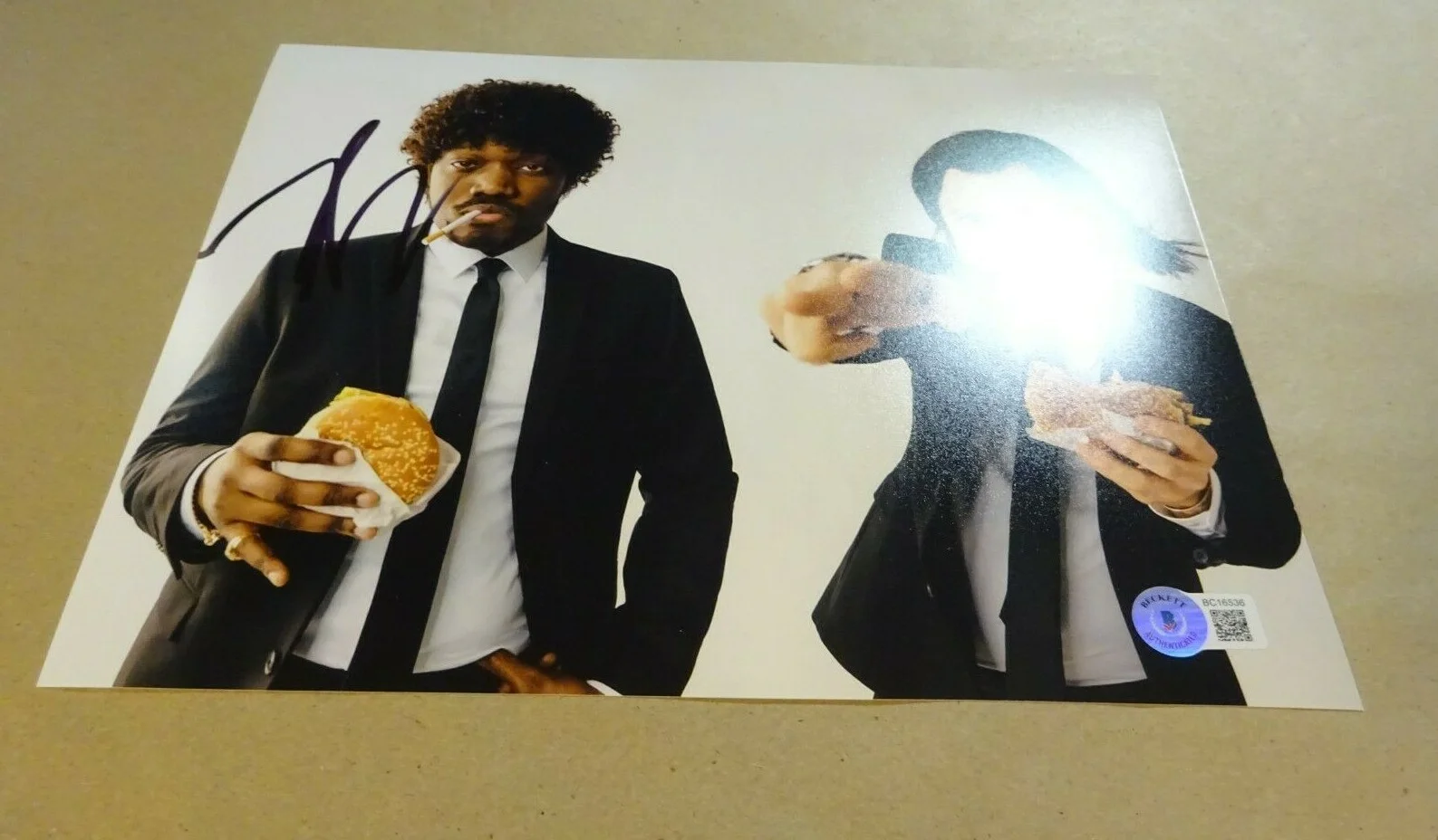 Michael Che — Autographed MICHAEL CHE Signed 8"x10" Photo Saturday Night Live BECKETT BAS COA, изображение 3
