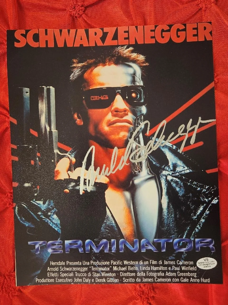 ARNOLD SCHWARTZENEGGER — ARNOLD SCHWARZENEGGER HAND SIGNED AUTOGRAPHED 8X10 TERMINATOR MOVIE PHOTO W/ COA