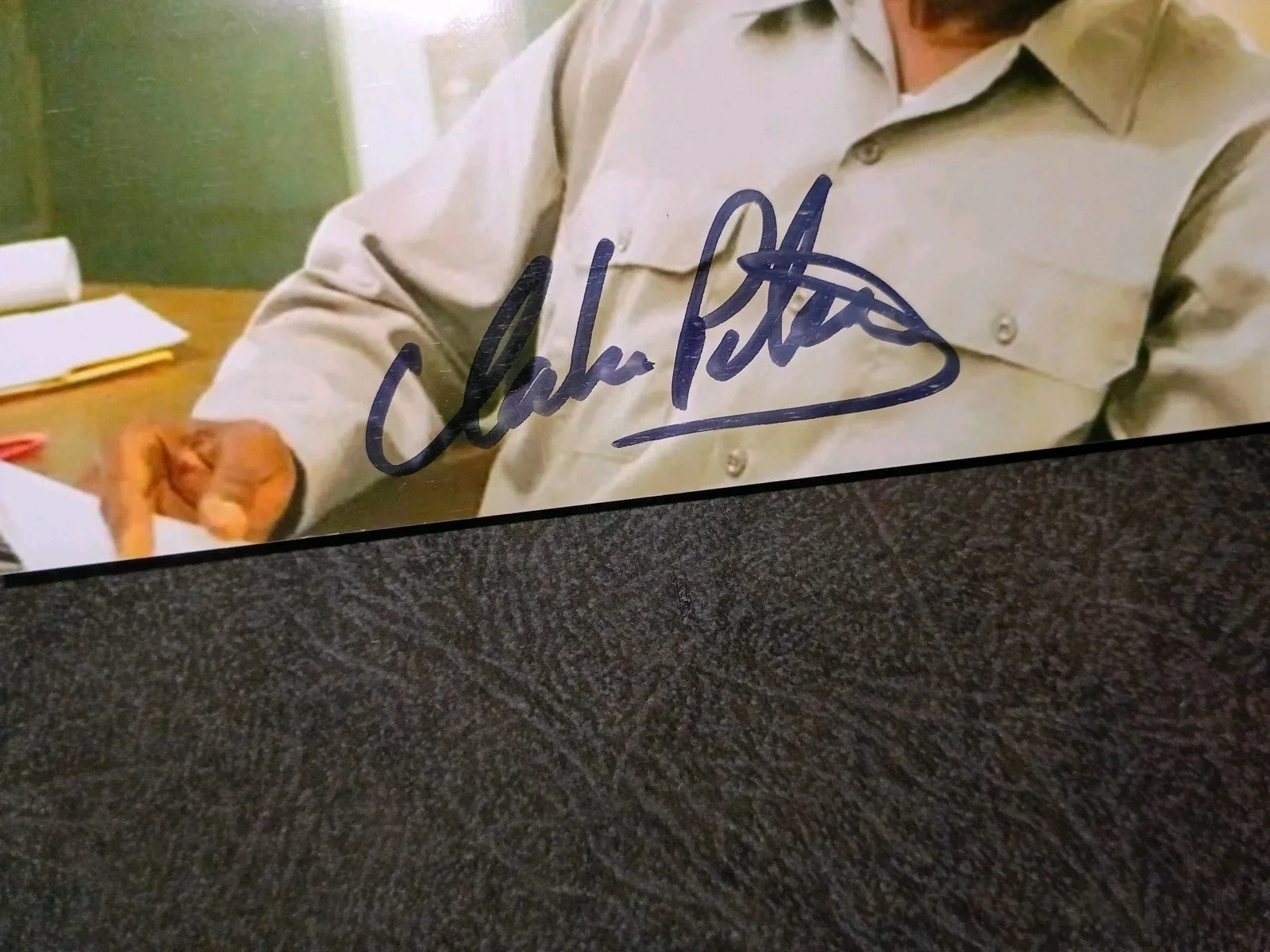 STEVE KANALY As RAY KREBBS — CLARKE PETERS & STEVE KANALY 2 Hand Signed Autograph 4X6 Photo s -2 ACTORS, изображение 3