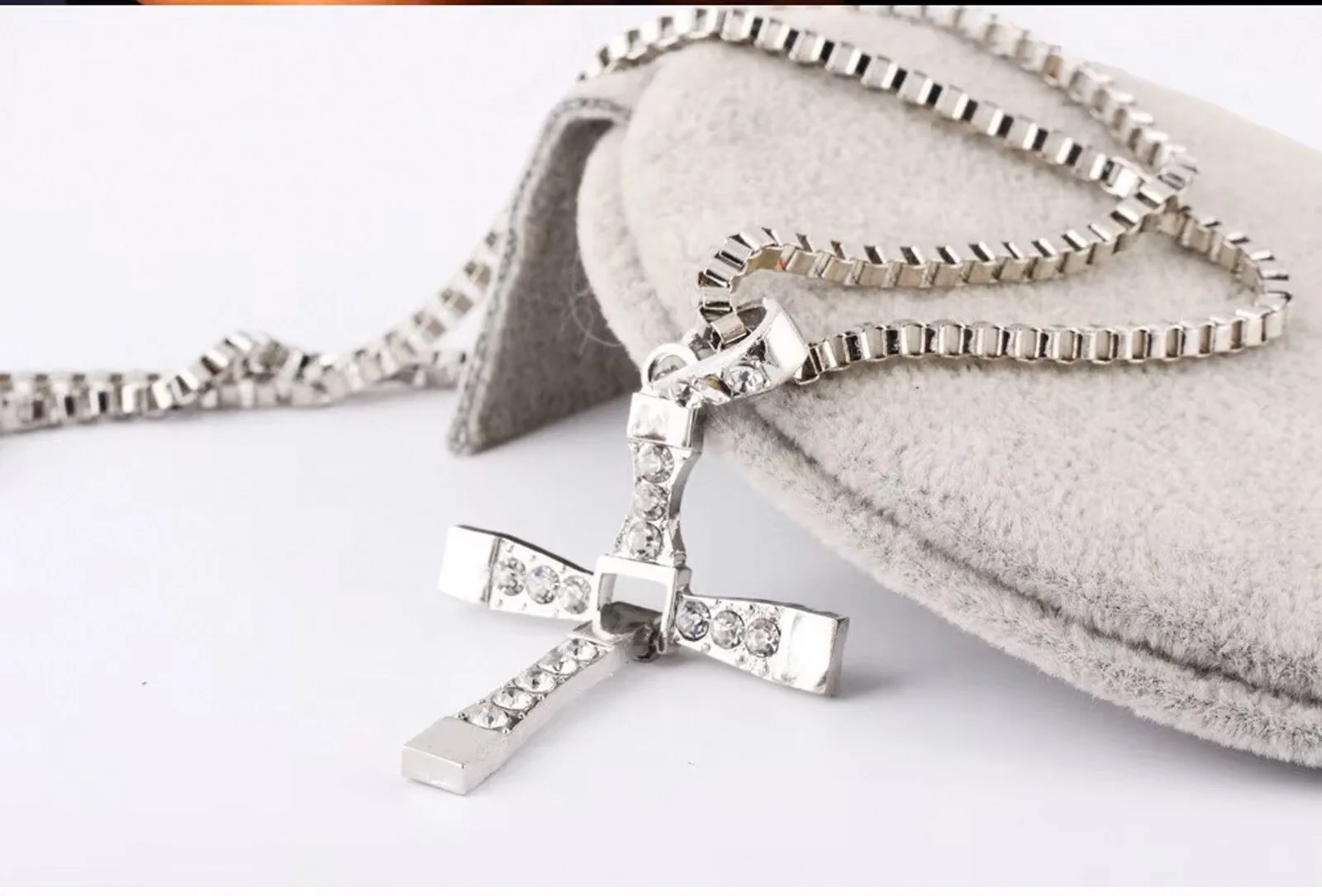 Fast & Furious Toretto Jesus Cross Rhinestone Large Pendant Silver Necklace, изображение 4