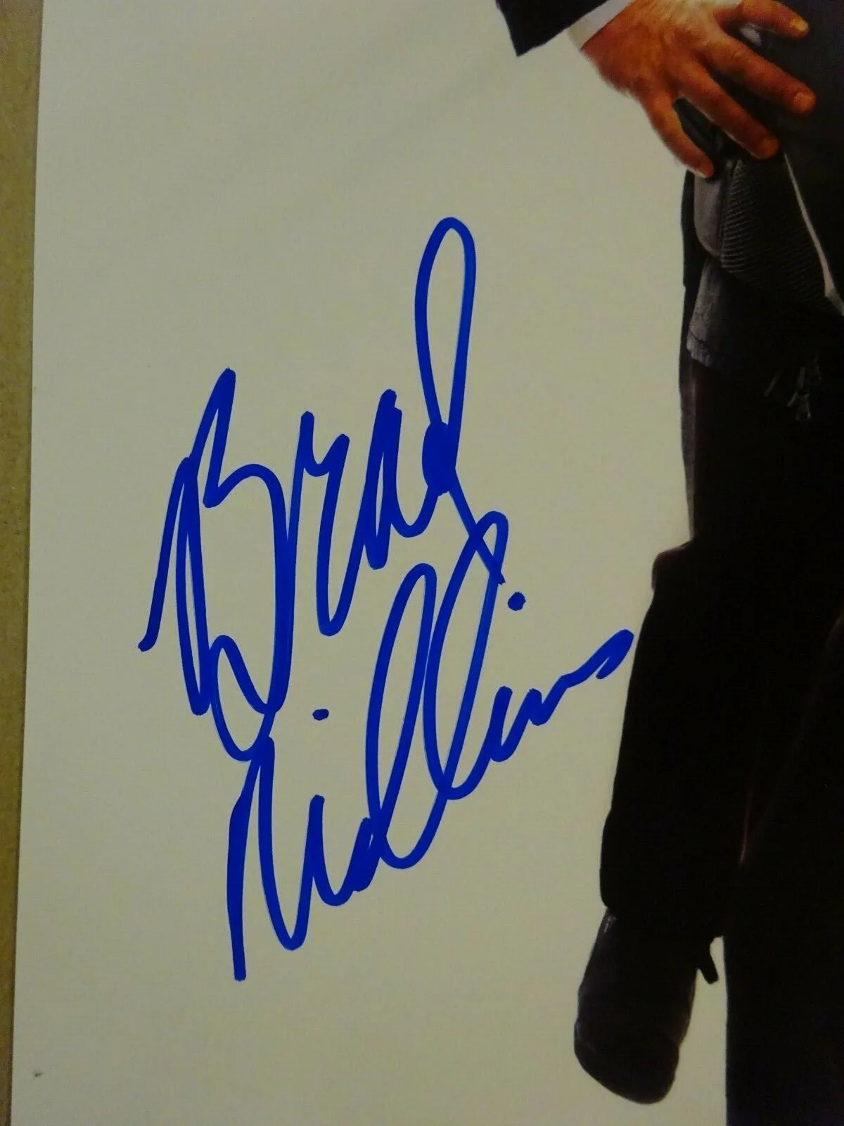 Brad Williams — Signed BRAD WILLIAMS Autographed DADDY ISSUES 11"x17" Photo BECKETT BAS COA, image 4