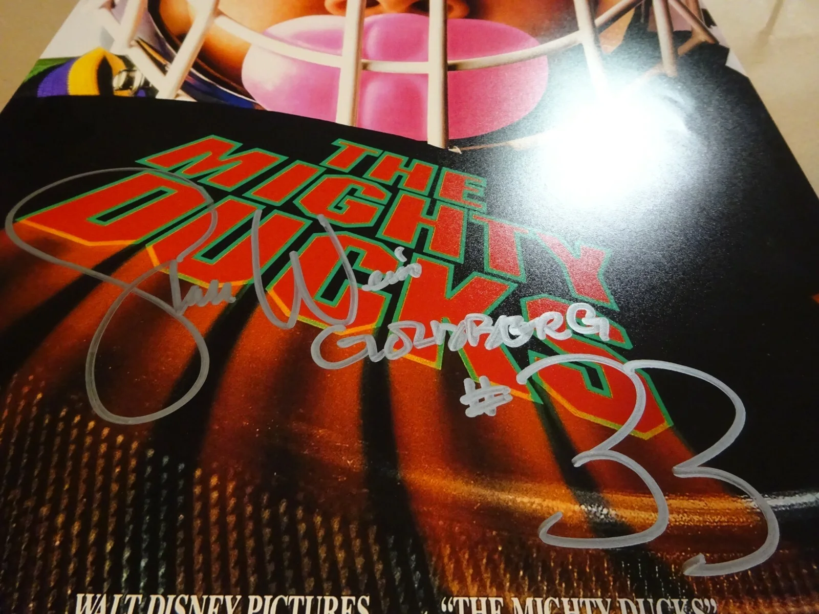Shaun Weiss — Signed SHAUN WEISS Autographed THE MIGHTY DUCKS 12"x18" Photo BECKETT BAS COA, image 4