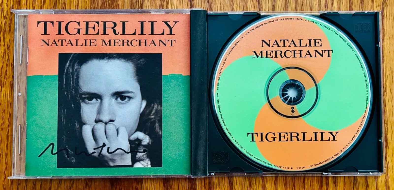 NATALIE MERCHANT • Signed TIGERLILY CD~Near Mint! 10,000 Maniacs~Wonder~Carnival, изображение 2