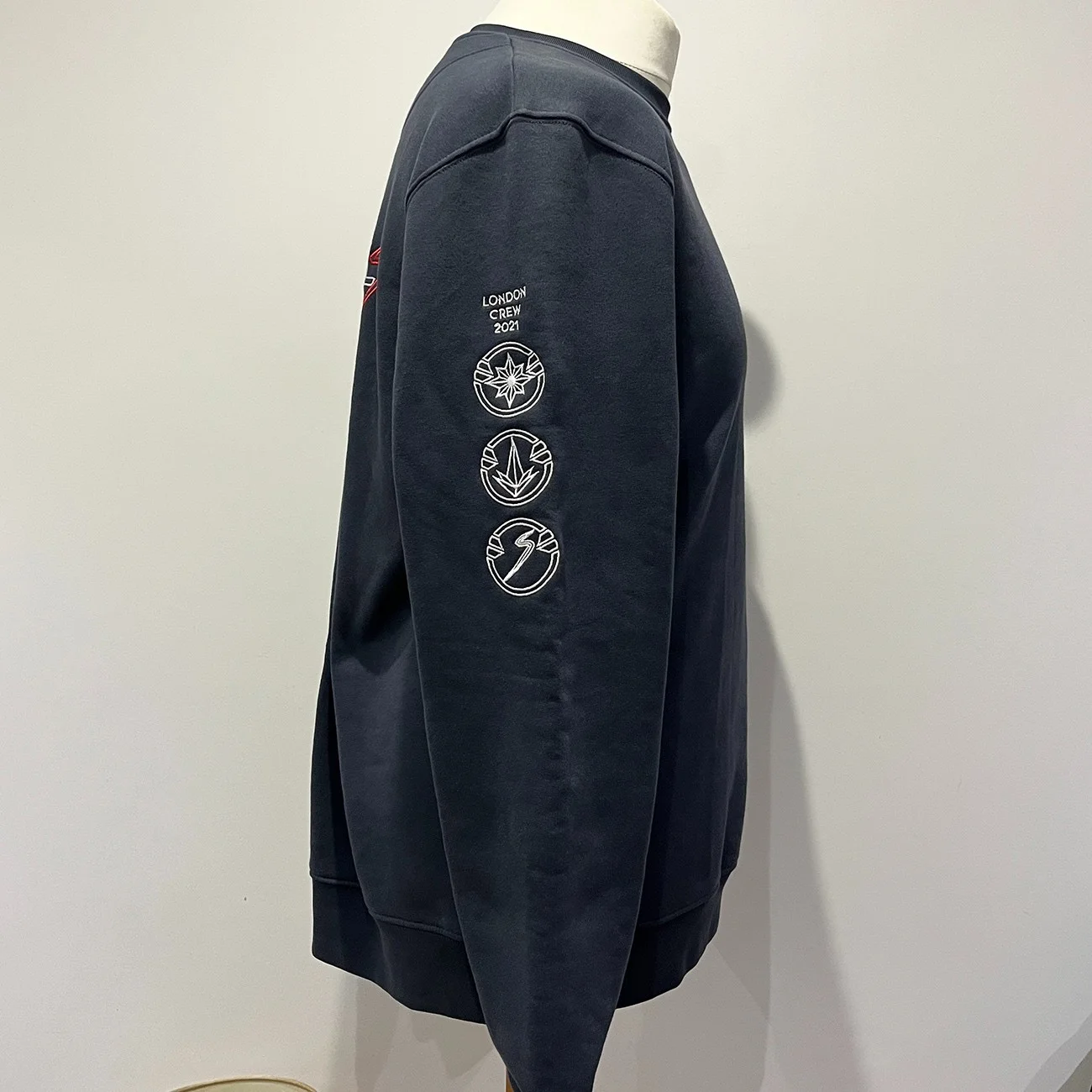THE MARVELS Cast & Crew Sweatshirt London Crew Movie Marvel Studios Gift Film XL, изображение 4