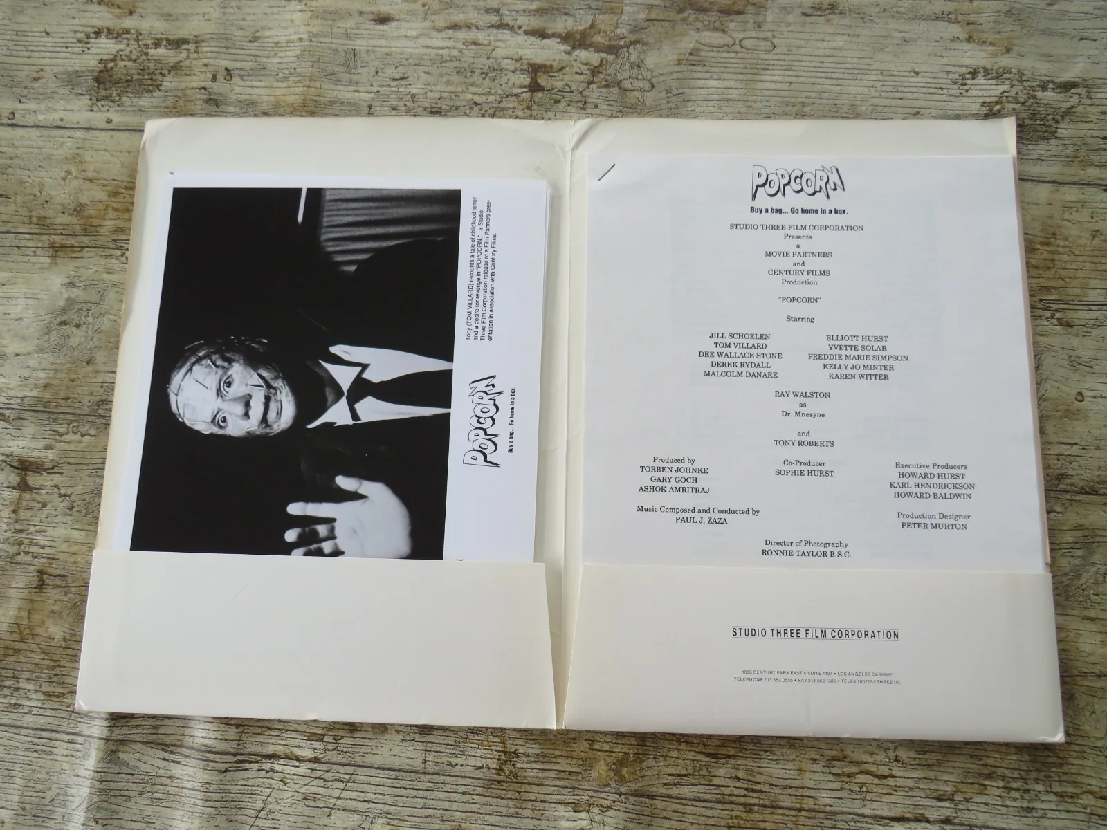 POPCORN ORIGINAL 1991 CINEMA FILM MOVIE PRESS KIT Jill Schoelen 7 PHOTOS HORROR, изображение 2