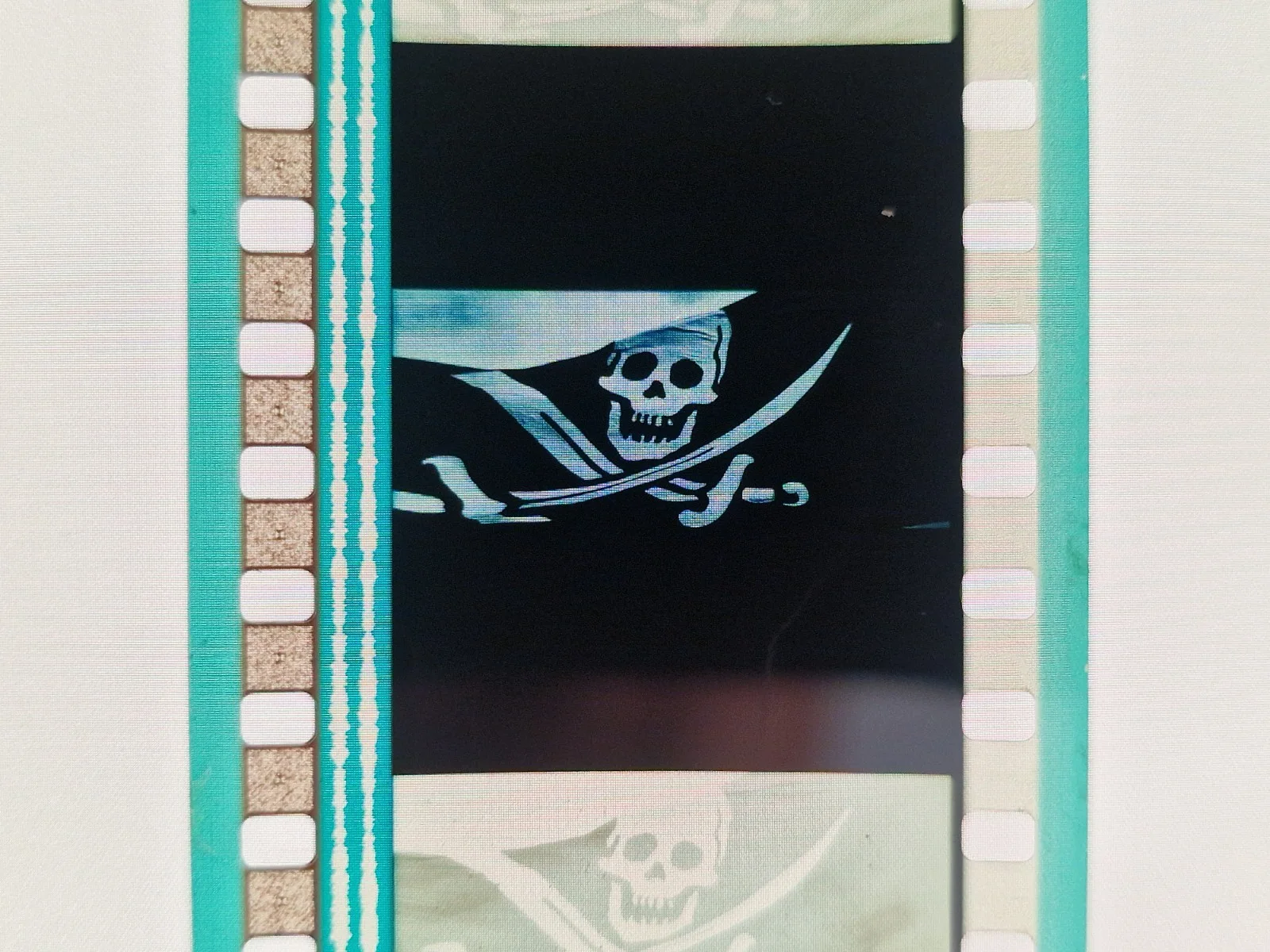 35mm Movie Trailer Film Cell Cinema Reel PIRATES OF CARIBBEAN : DEAD MAN'S CHEST, изображение 5