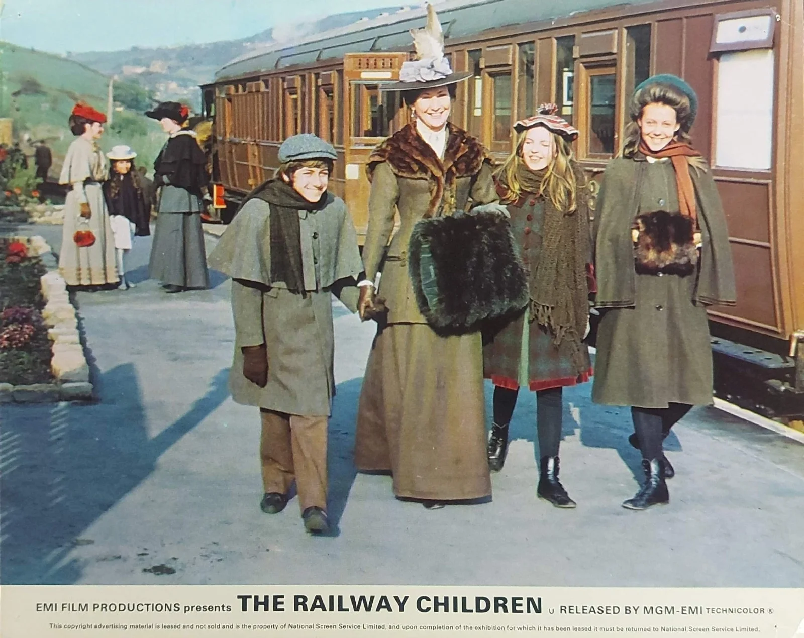 THE RAILWAY CHILDREN ORIGINAL UK FOH LOBBY CARDS SET 1970, изображение 5