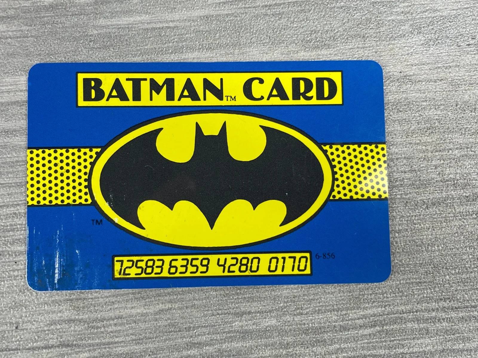 Vintage Rare 1966 Cardboard Batman Credit Card & Plastic 1989 Card, image 5