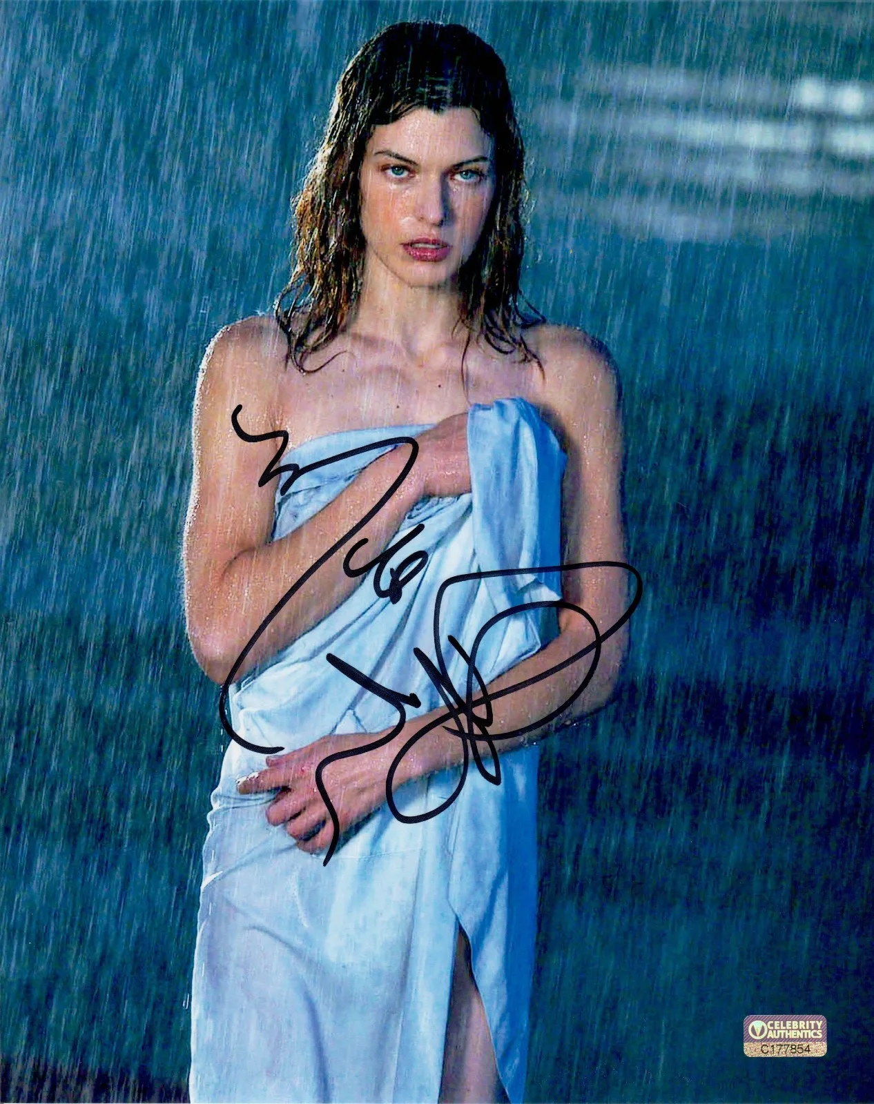 Milla Jovovich — Milla Jovovich 'Resident Evil' Original Autographed 8x10 Signed photo CoA & FSD