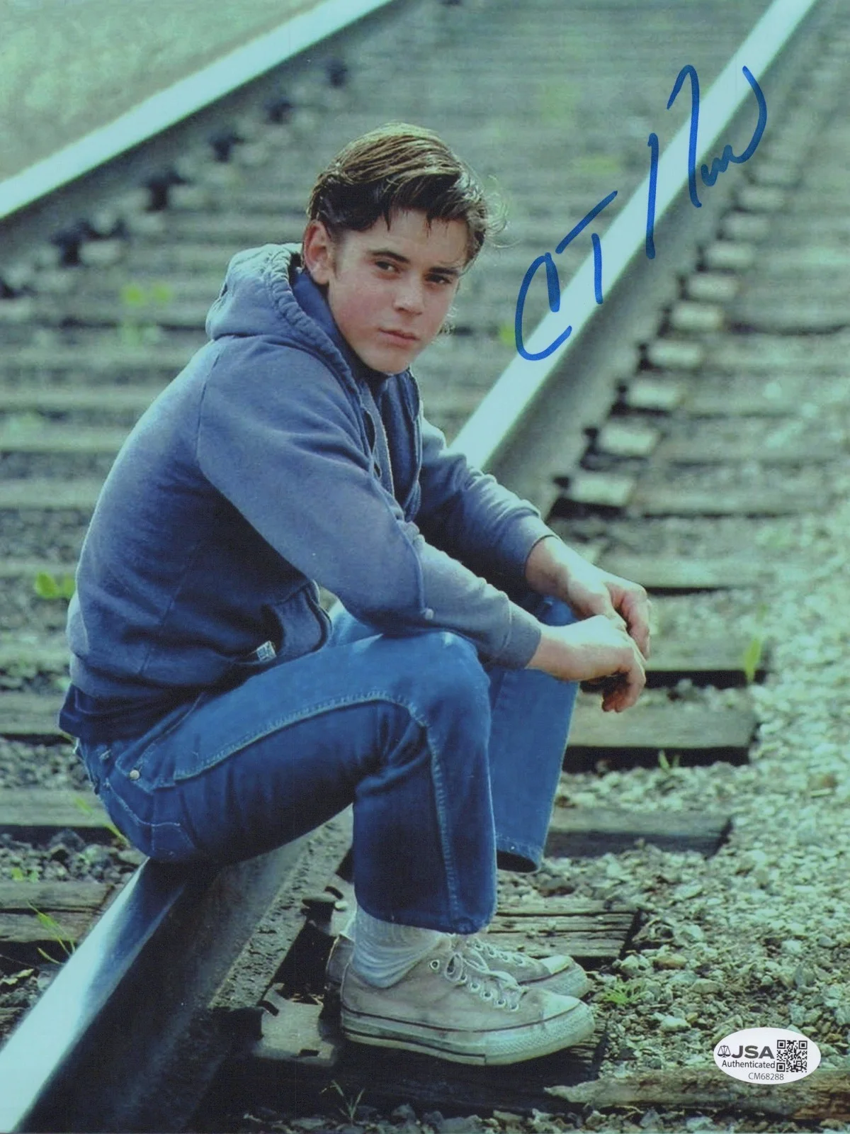 C. THOMAS HOWELL — C. THOMAS HOWELL Signed THE OUTSIDERS 8x10 Photo PONY BOY CURTIS JSA COA CERT