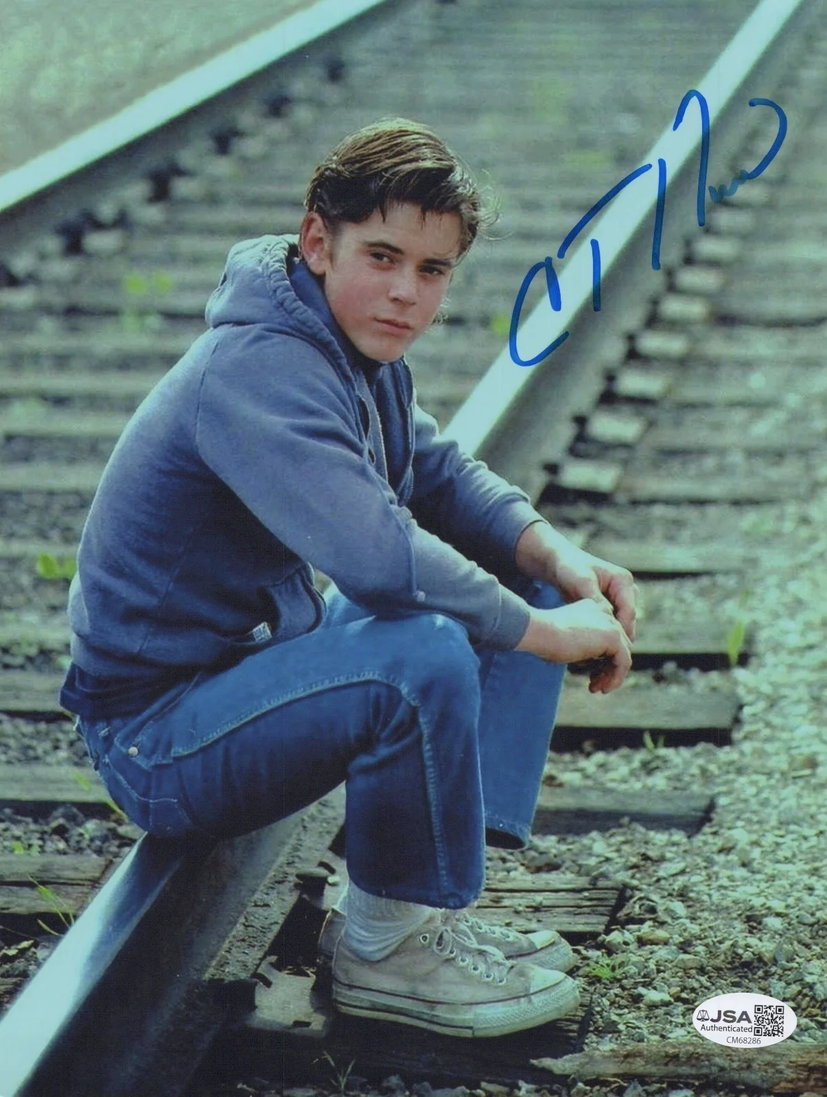 C. THOMAS HOWELL — C. THOMAS HOWELL Signed THE OUTSIDERS 8x10 Photo PONY BOY CURTIS JSA COA CERT