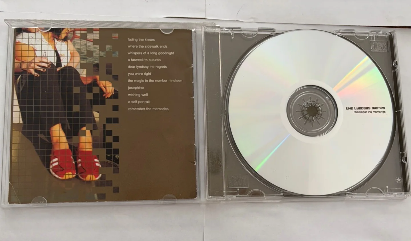 Lyndsay Diaries Remember The Memories 2001 Signed Autographed CD Scott Windsor, image 3