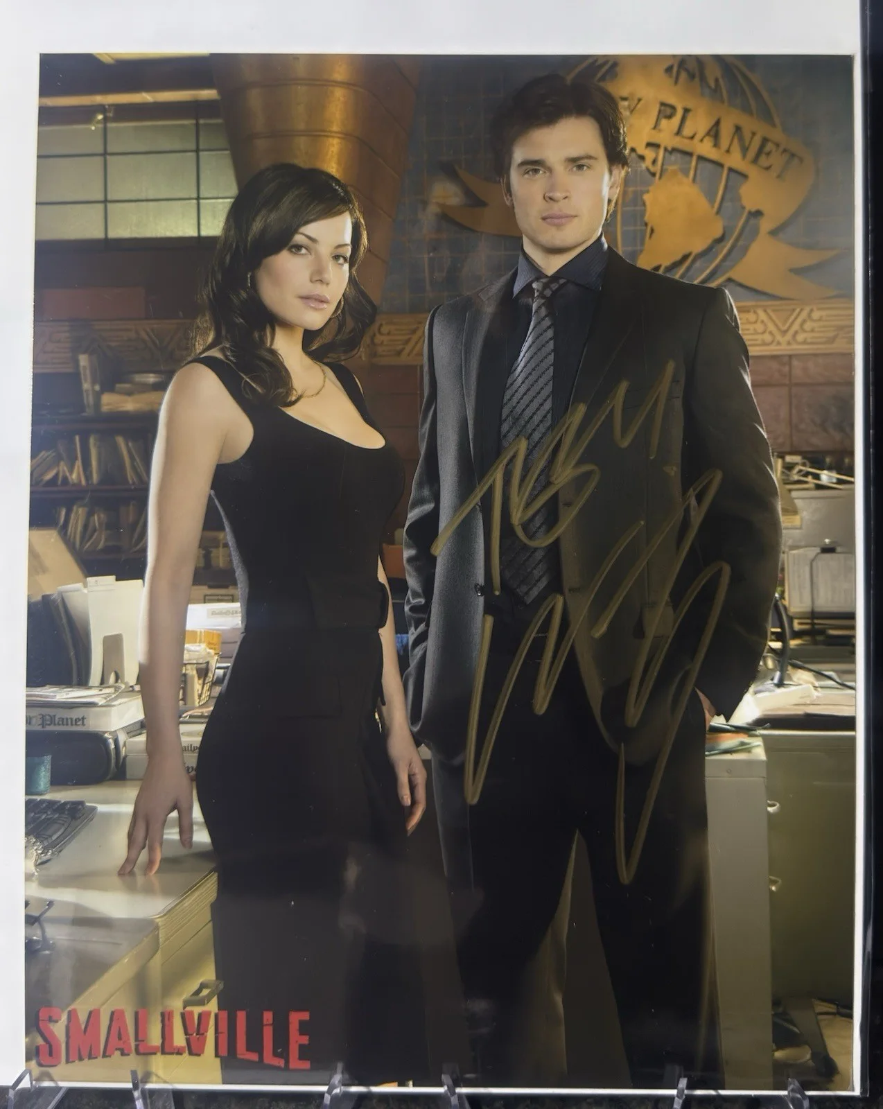 Tom Welling — TOM WELLING signed autographed 8x10 SMALLVILLE CLARK KENT SUPERMAN EBay Vid Rec