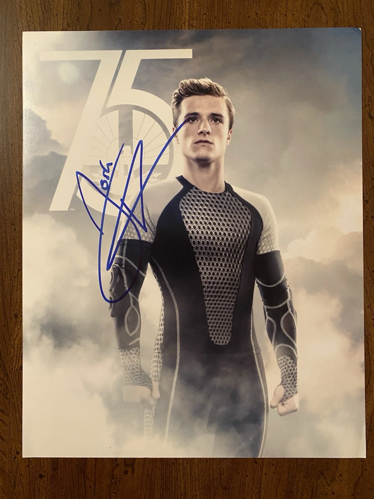 Josh Hutcherson — Josh Hutcherson Signed Autographed 8x10 Photo With COA The Hunger Games