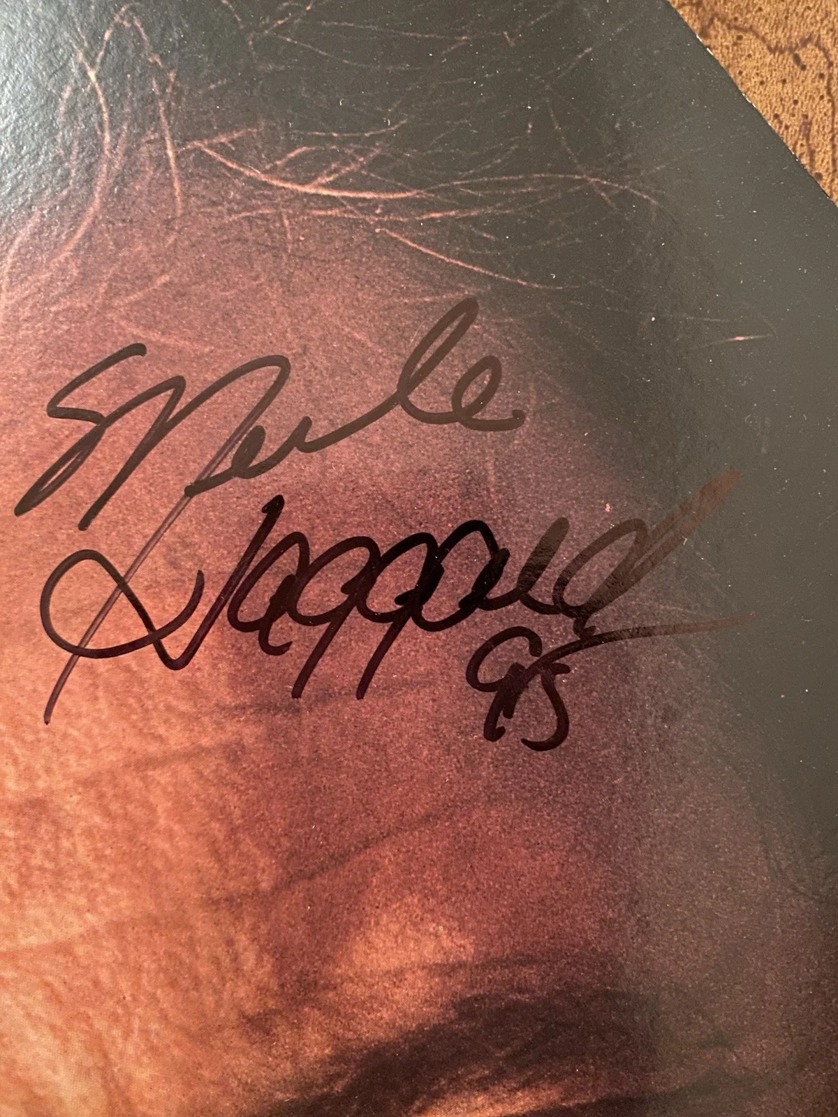 Merle Haggard Signed Autographed Record Album With COA That’s The Way Love Is, image 3
