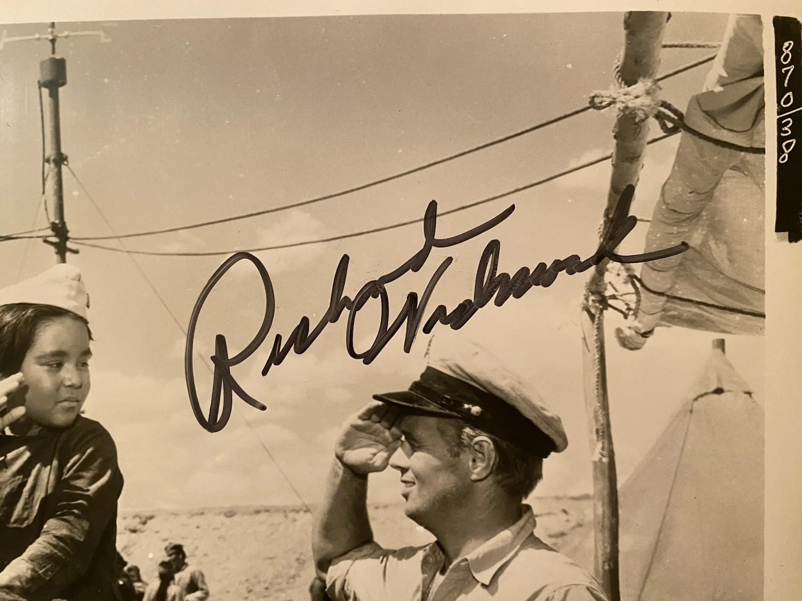 Richard Widmark — Richard Widmark Signed Autographed 10x8 Photo With COA Destination Gobi, изображение 2