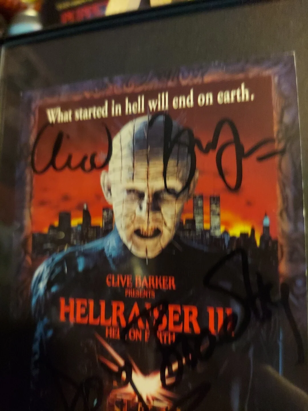 Clive Barker — CLIVE BARKER DOUG BRADLEY signed HELLRAISER III promo postcard Pinhead, image 2