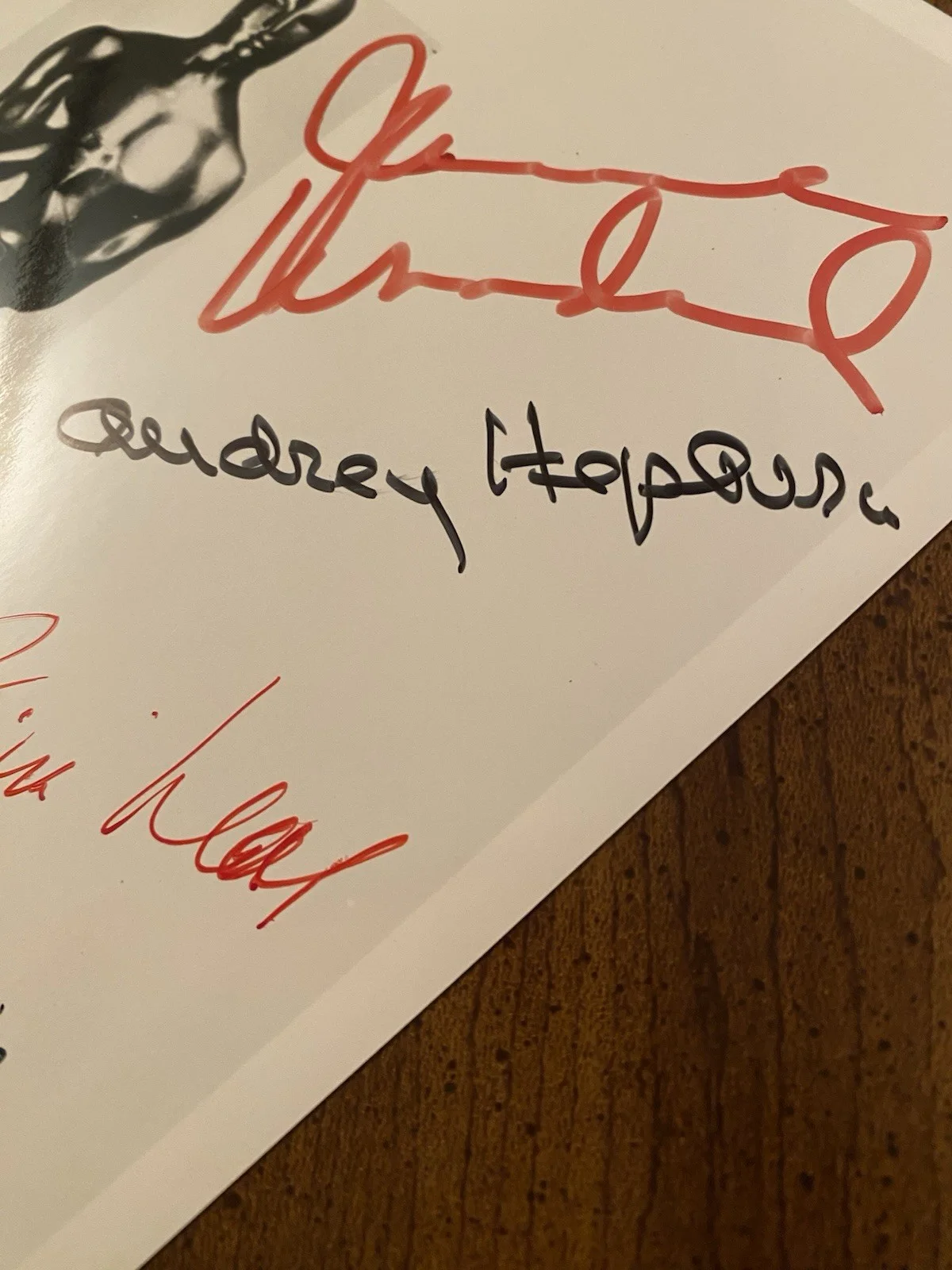 Audrey Hepburn, Etc — Oscar Signed Autographed Photo By 8 Audrey Hepburn Loretta Young Etc With COA, изображение 3