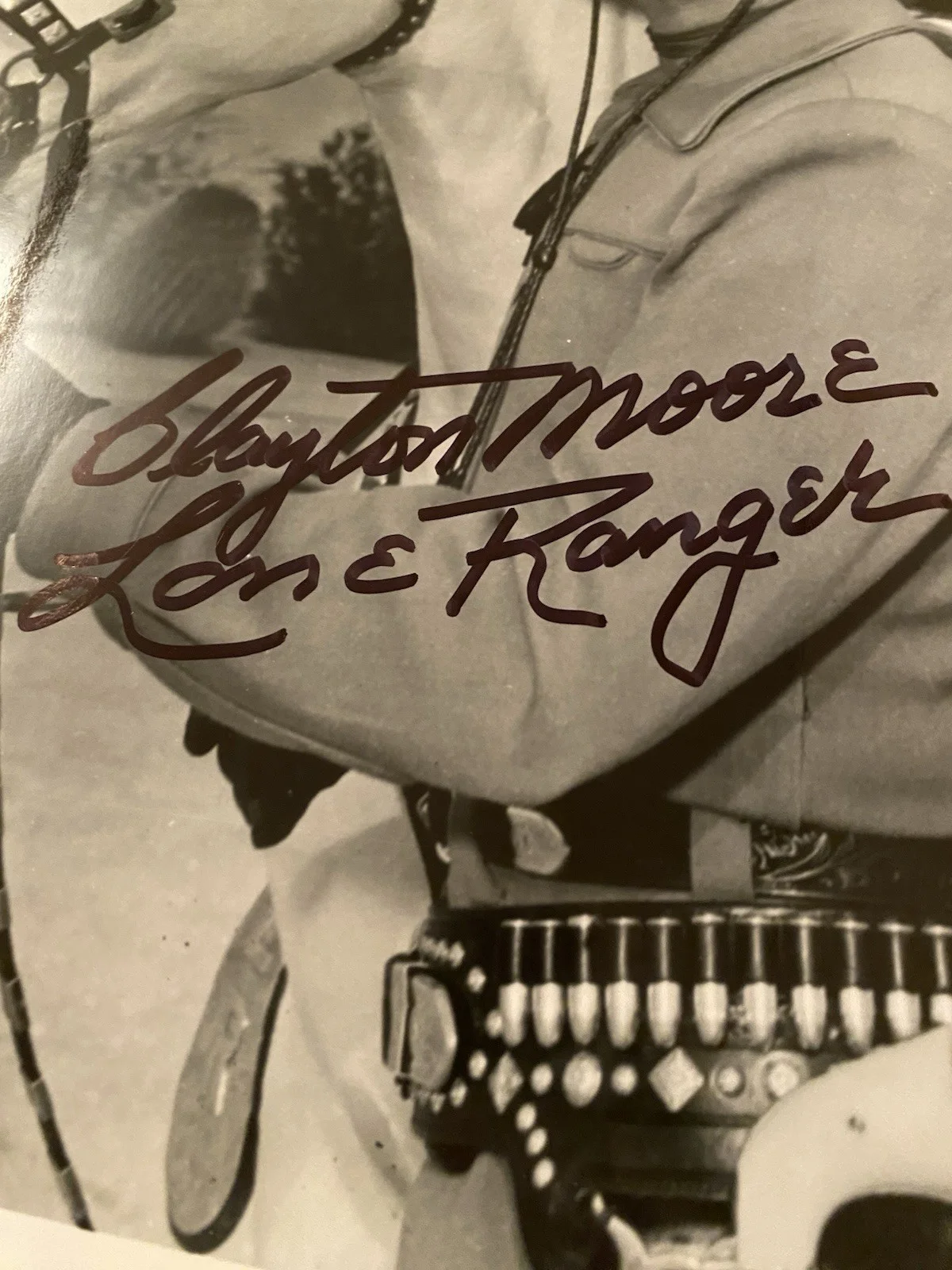 Clayton Moore — Clayton Moore Signed Autographed Photo With COA The Lone Ranger With Silver, изображение 3