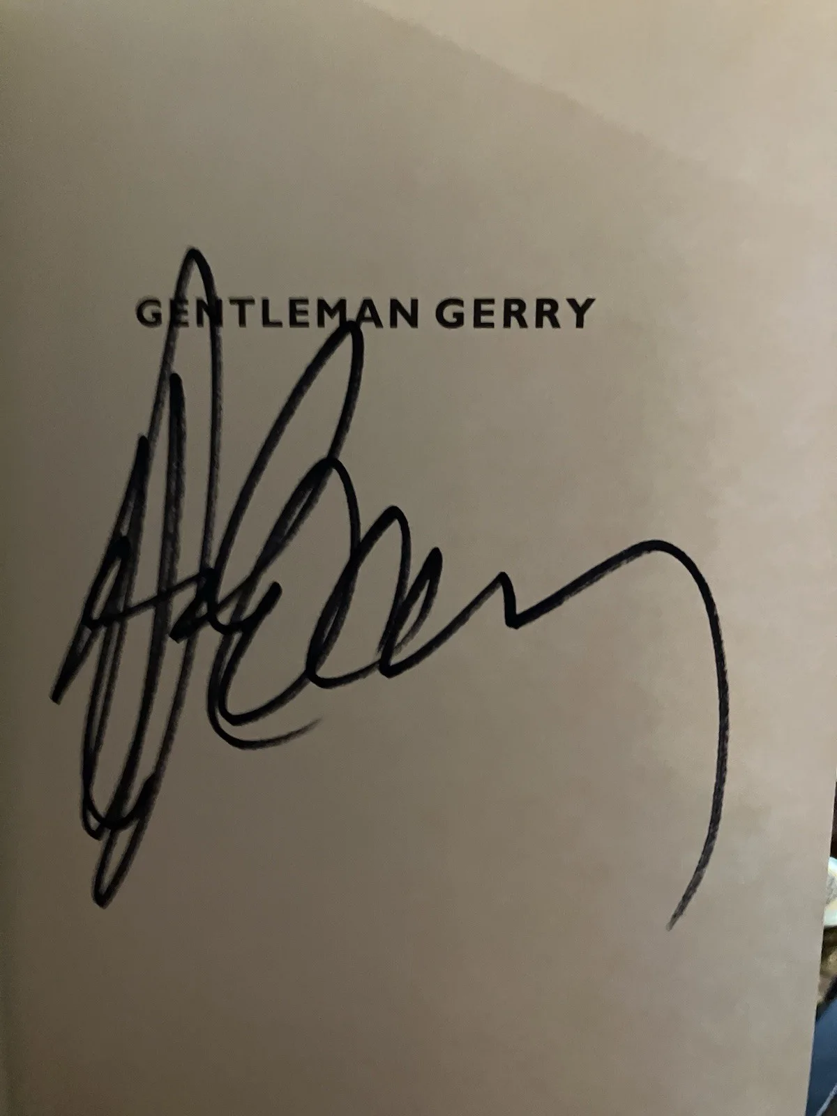 Signed Book By Boxer Gerry Cooney Gentleman Gerry 2019 HCDJ Excel Cond, image 2
