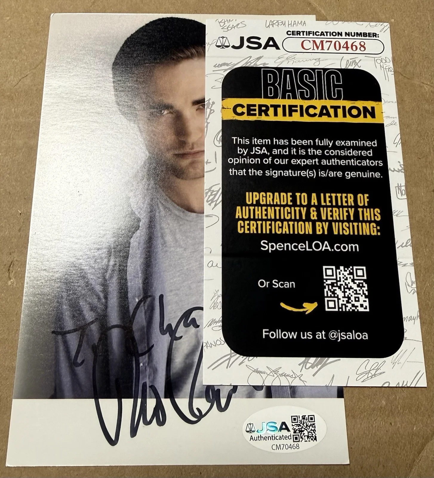 Robert Pattinson Signed 4x6 Photo JSA Certified Full Signature, image 2
