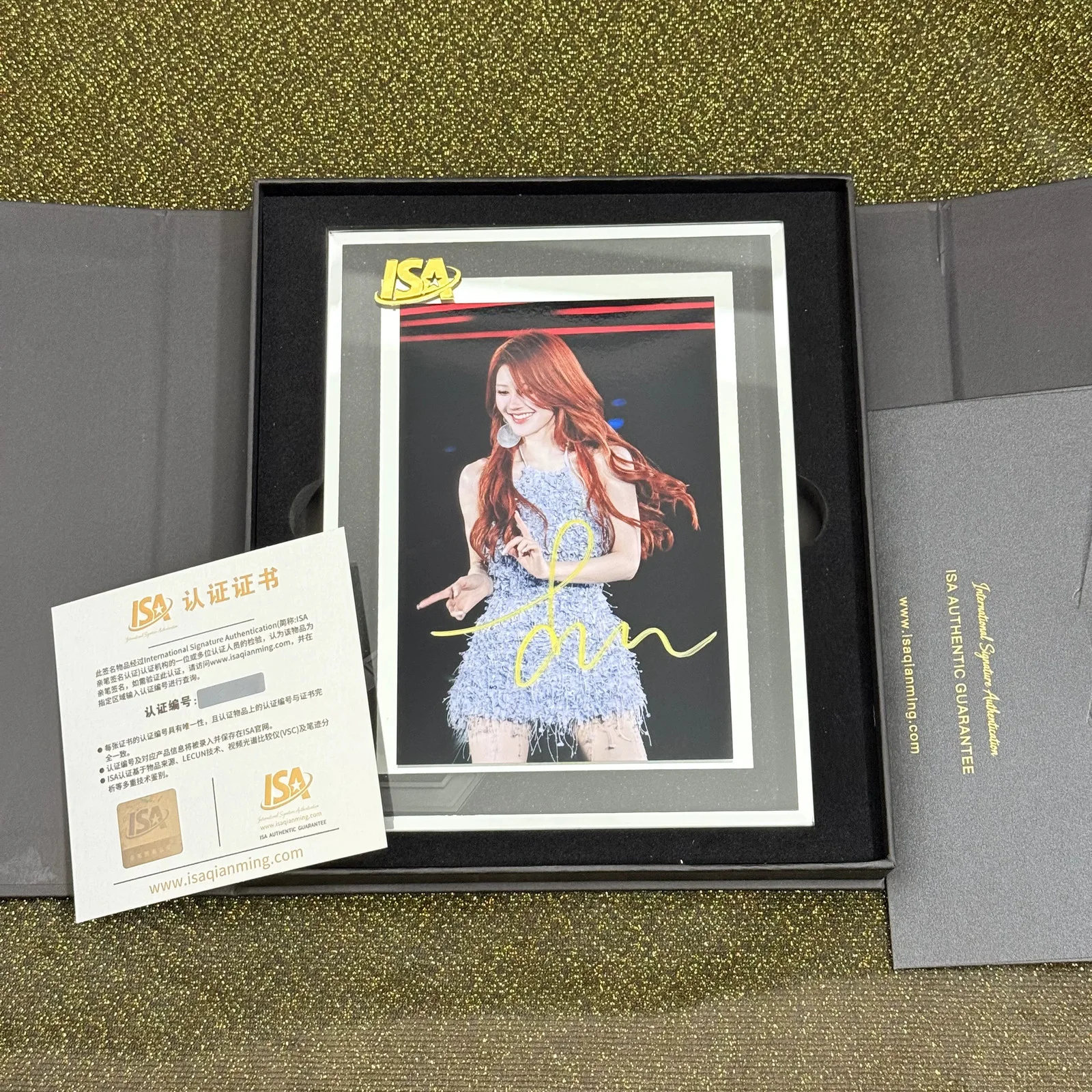 Zhao Lusi autographed photo fidelity autographed peripheral with certificate 6‘, image 4