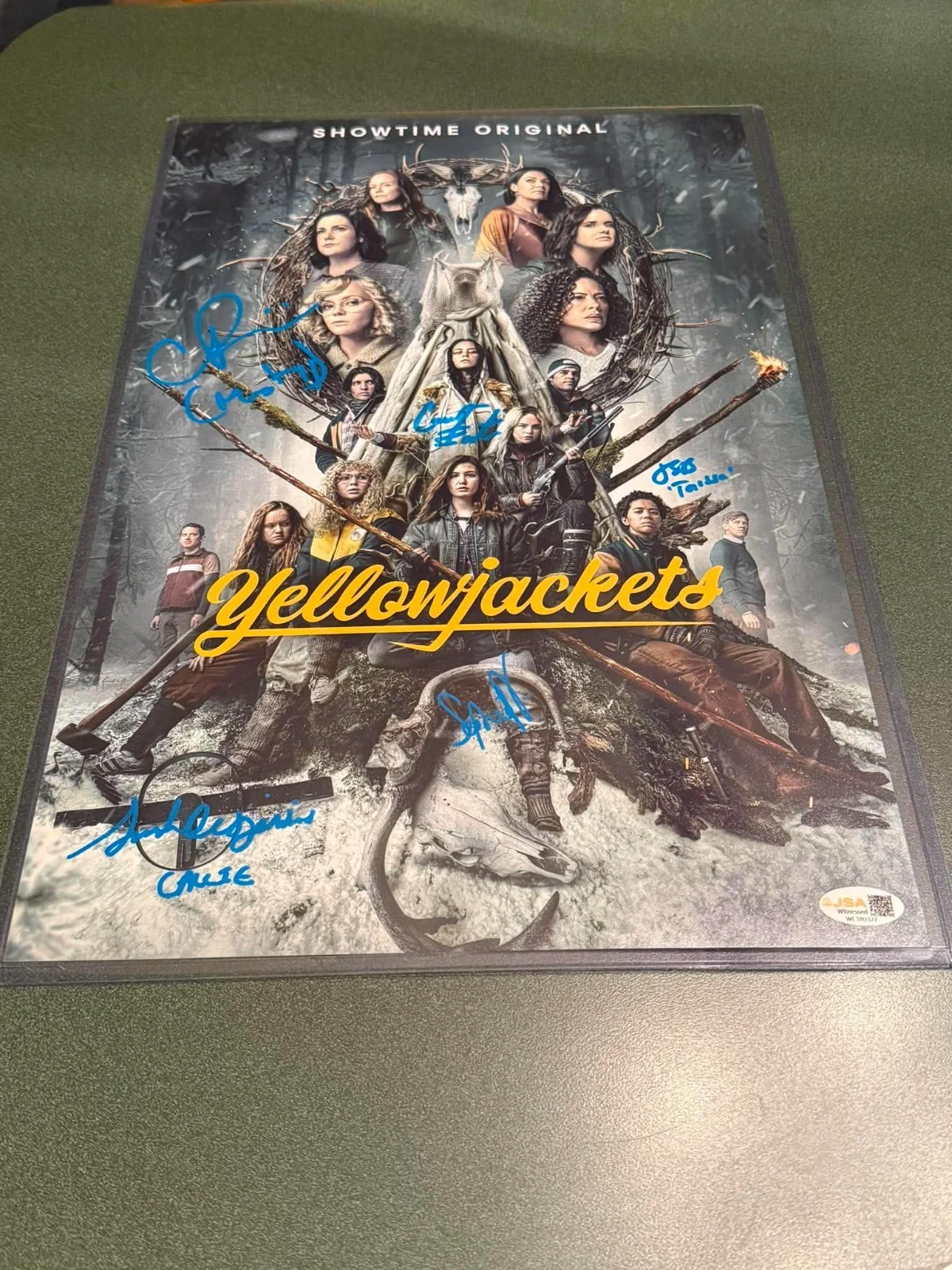 Christina Ricci, Courtney Eaton, Sarah Desjardins, Sophie Nelisse — Yellowjackets cast signed 11x17 photo Christina Ricci Desjardins Savoy Brown JSA