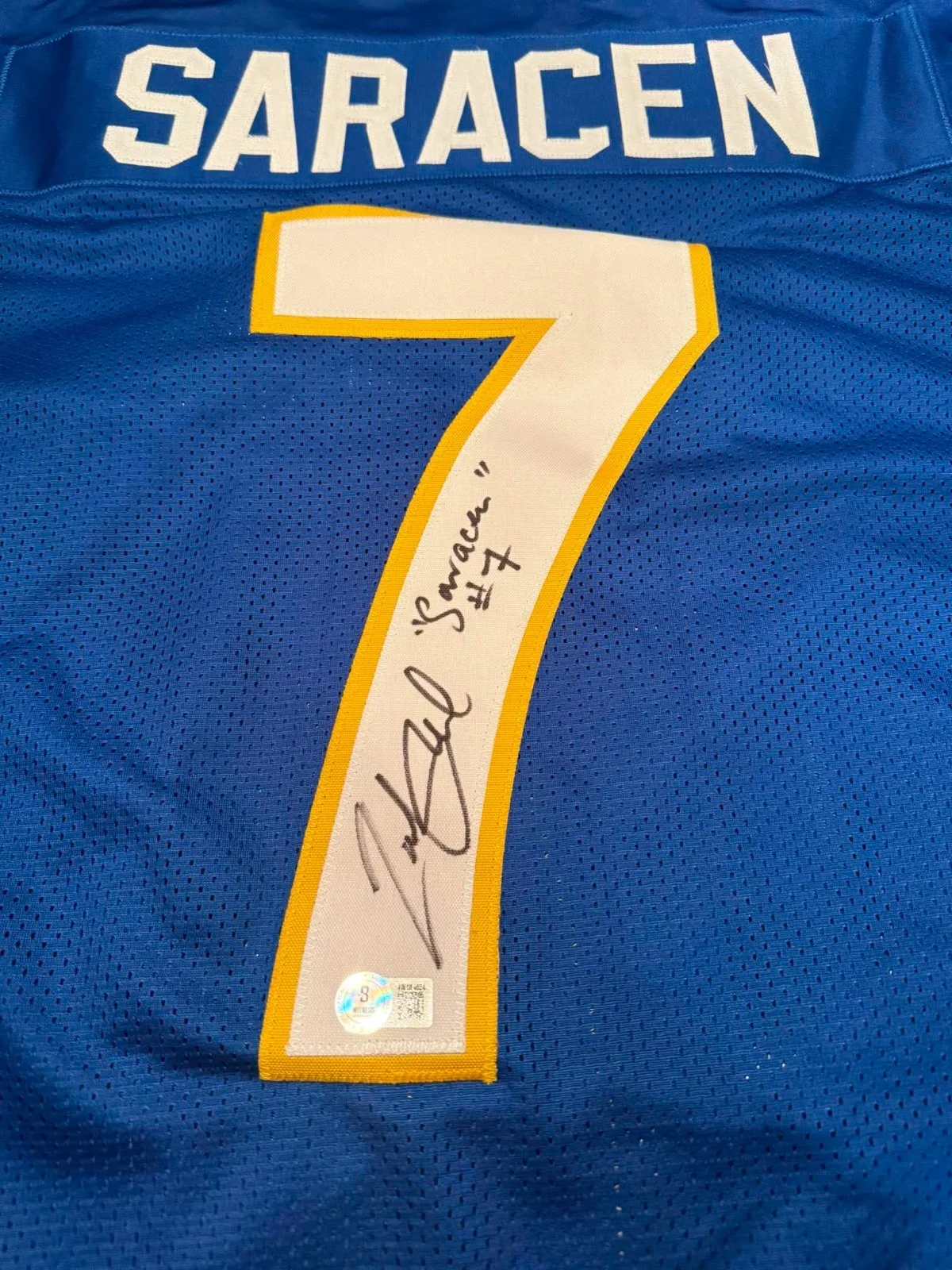 Zach Gilford — Zach Gilford signed Matt Saracen custom jersey Friday Night Lights Beckett, изображение 2