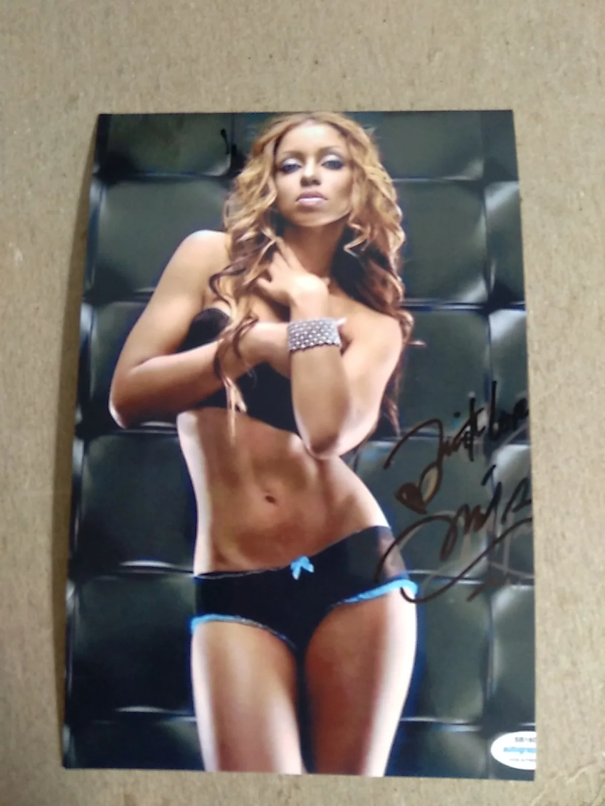 Mia Harrison American Singer Songwriter Dancer Actress Autographed 6x4 Photo..., изображение 2