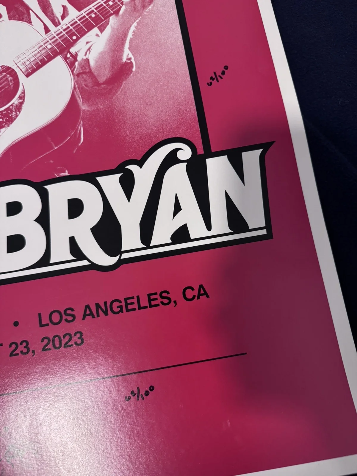 Zach Bryan Signed Burn Tour Poster Autograph Country Music Los Angeles CA, изображение 2