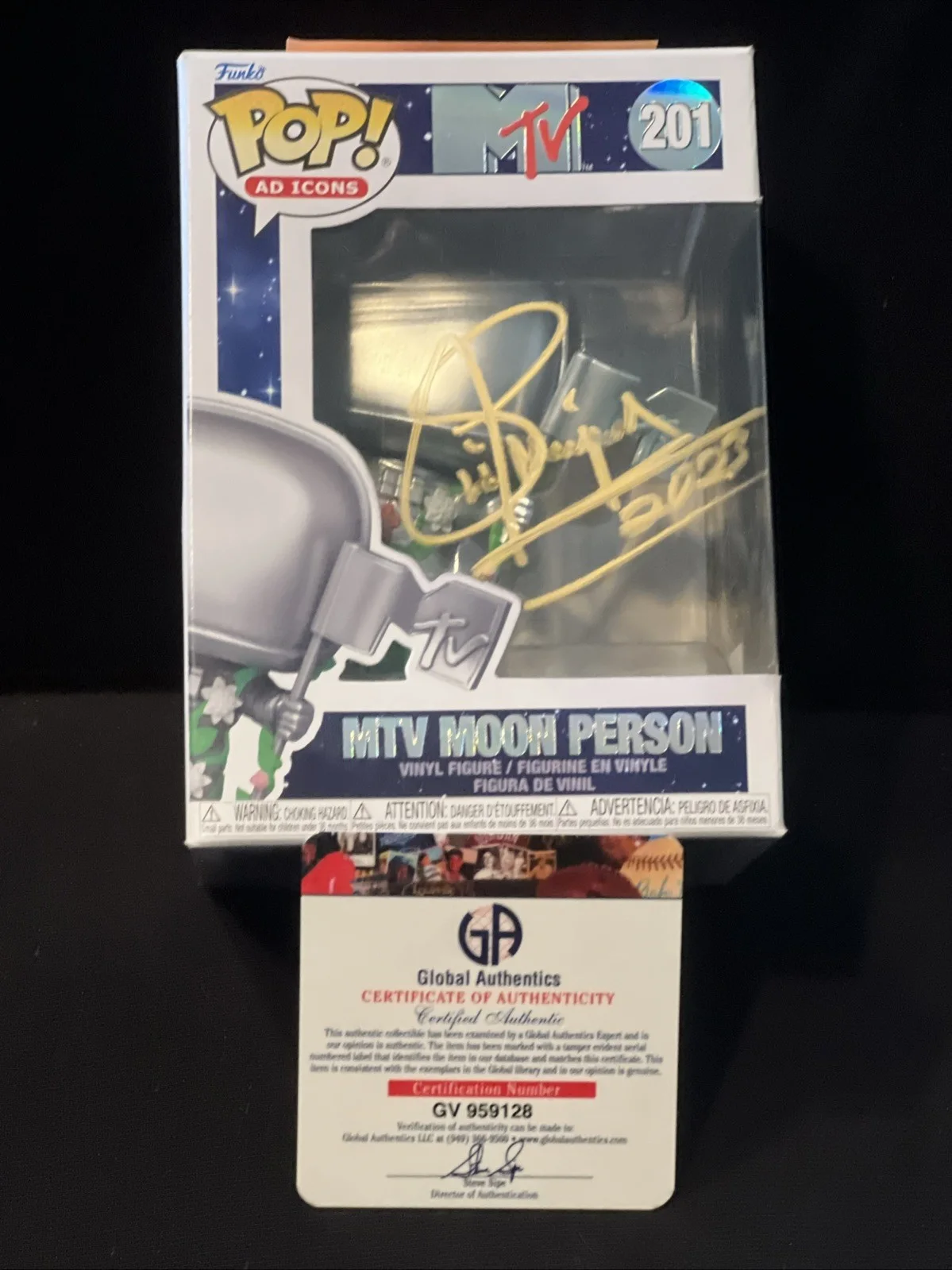 Luis Miguel Pop Singer Signed Autograph MTV Funko Pop Global Authentic, image 3