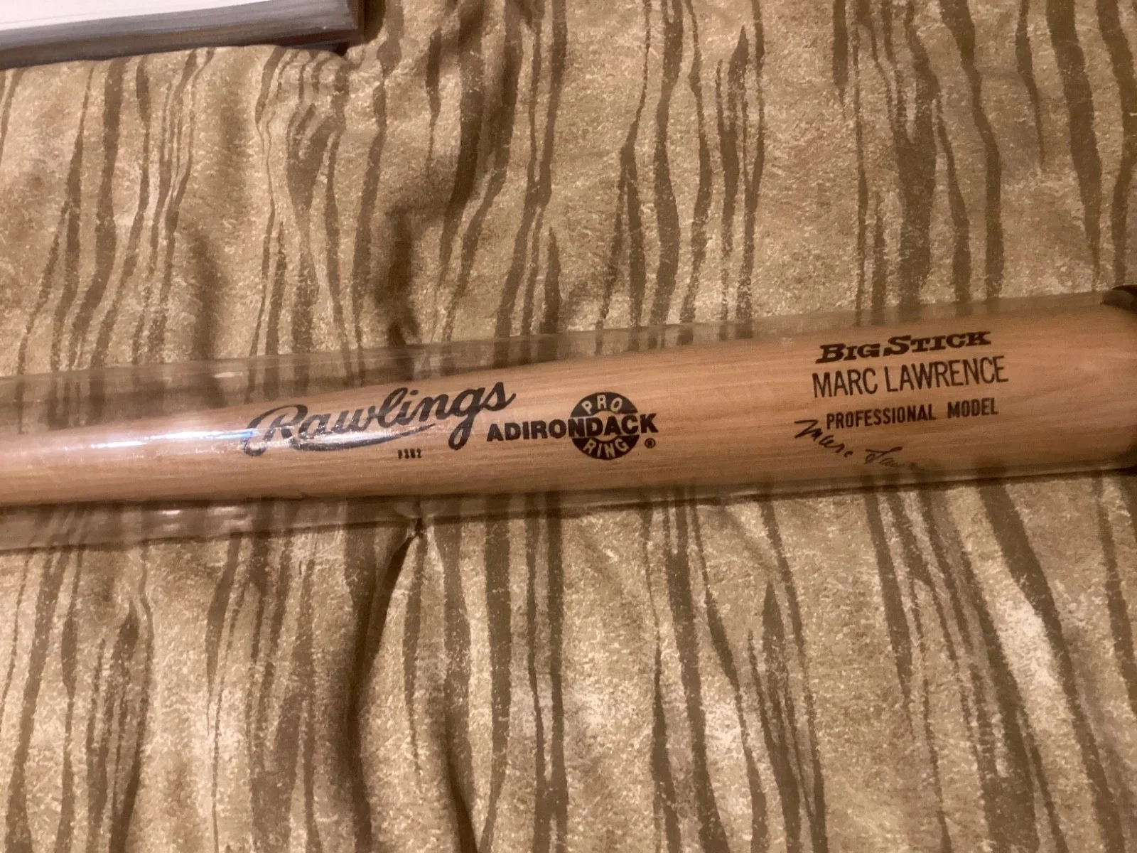 Marc Lawrence — Actor - Marc Lawrence - Signed Rawlings Big Stick Tan Baseball Bat, image 3