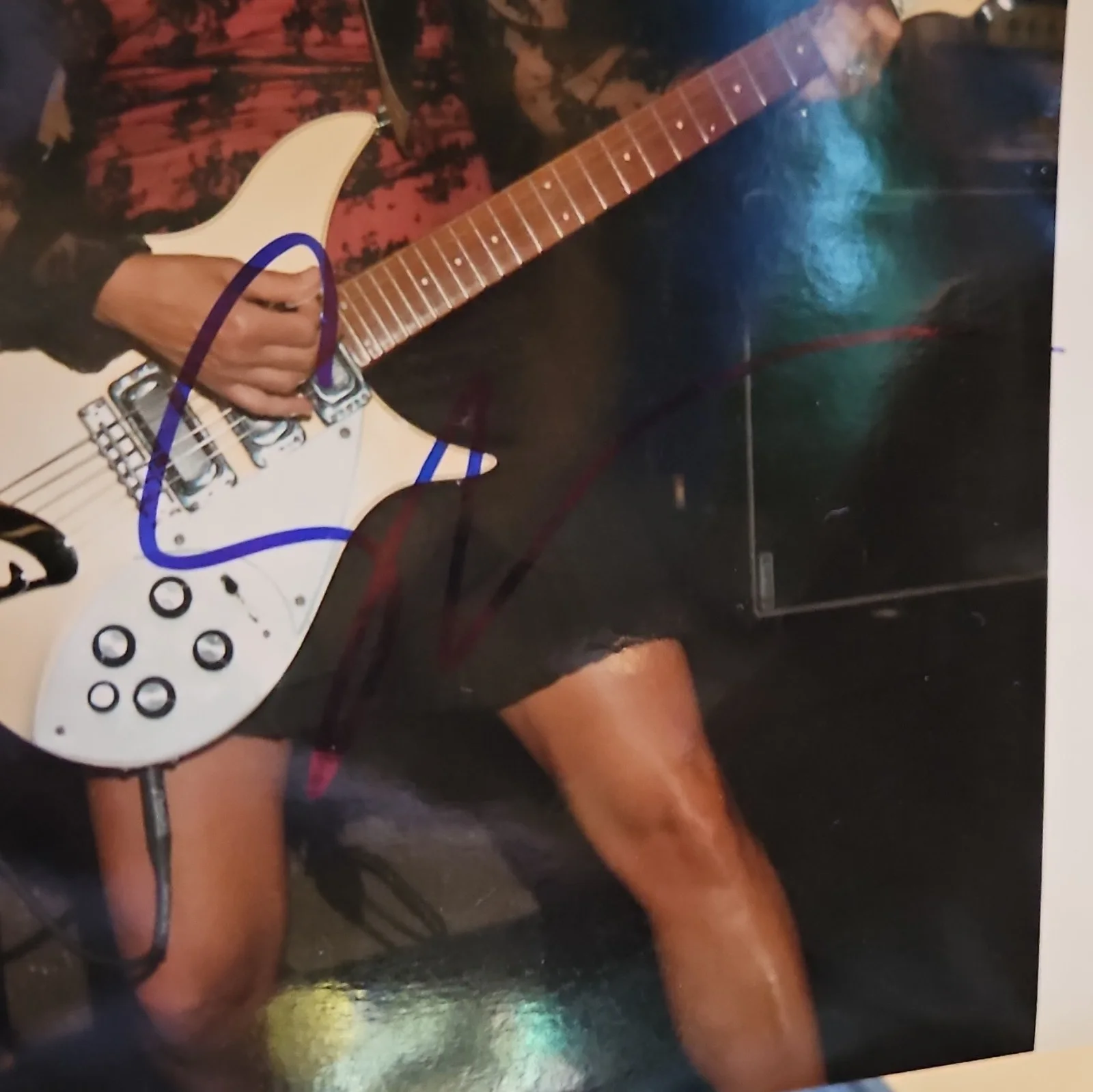 Susanna Hoff Autographed Female Guitarist Live with White Electric Guitar, image 2