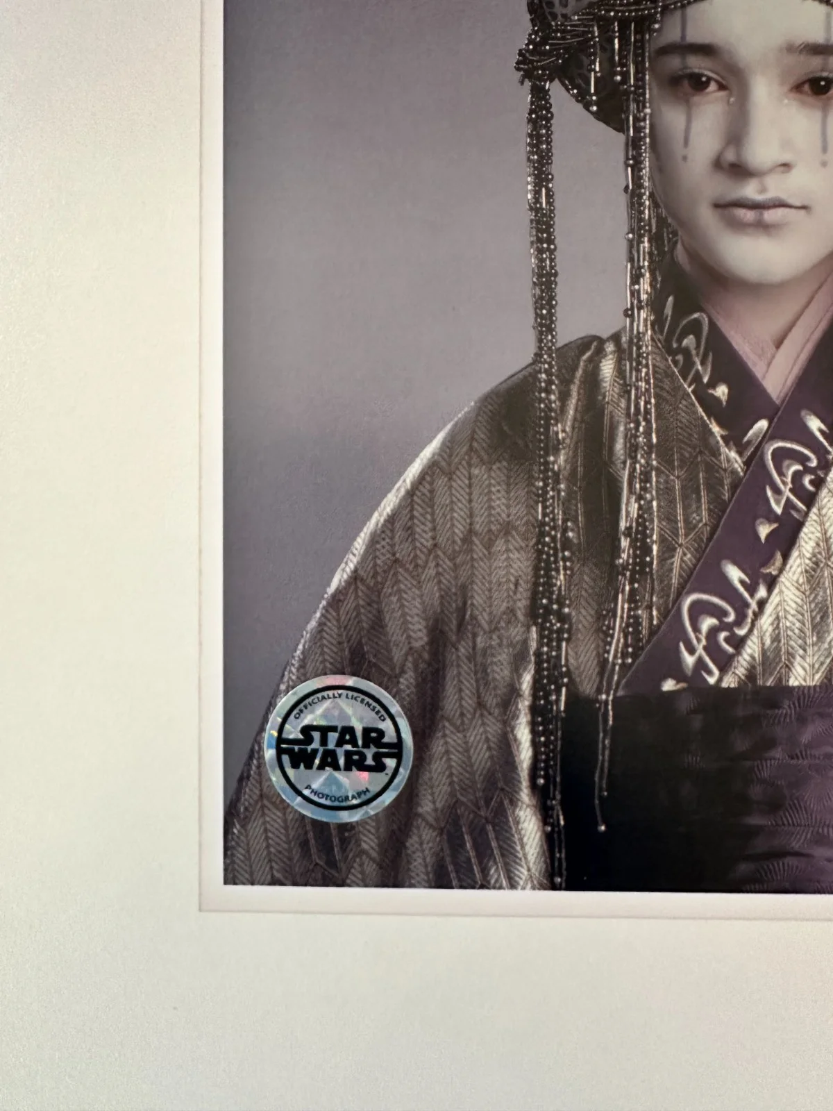 Keisha Castle-Hughes — Keisha Castle-Hughes Signed OPX 8x10 Star Wars EpIII Queen Apailana Autograph, изображение 3