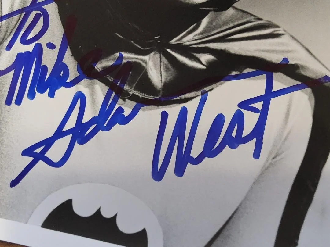 Adam West — Adam West Signed Autographed Black & White 8x10 Photo 1966 Batman "To Mike", изображение 3