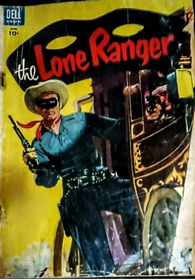 clayton moore "The Lone Ranger" autographed 8x10 Card & 1955 Lone Ranger Comic, image 2