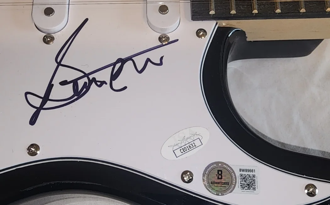 Bernie Taupin Signed Autographed Electric Guitar Skyline Pigeon BAS BW89661, image 3