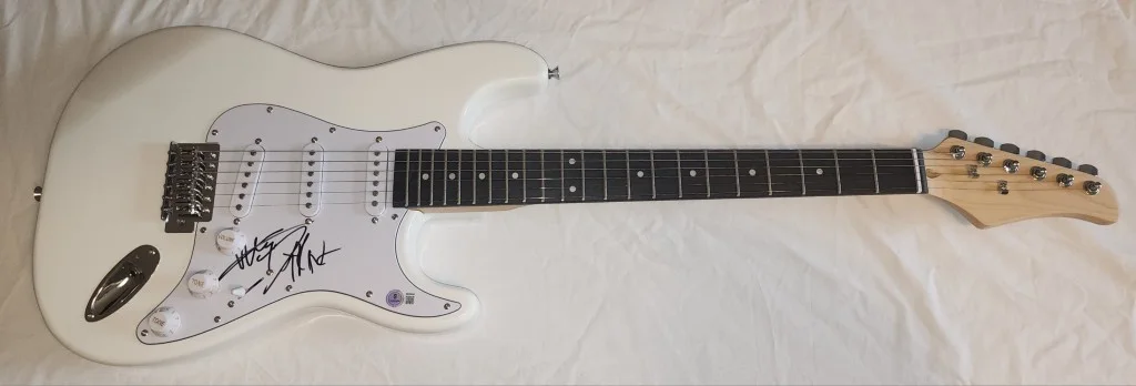 Mike Dirnt Signed Autographed Electric Guitar Green Day Holiday BAS BW89660, image 2