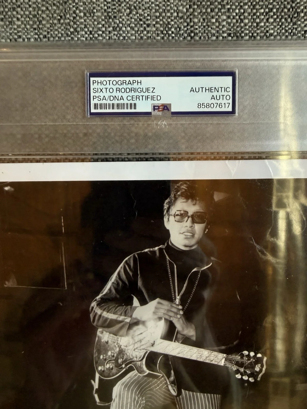SIXTO RODRIGUEZ - Signed / Autographed Promo Photo - PSA/DNA, изображение 2