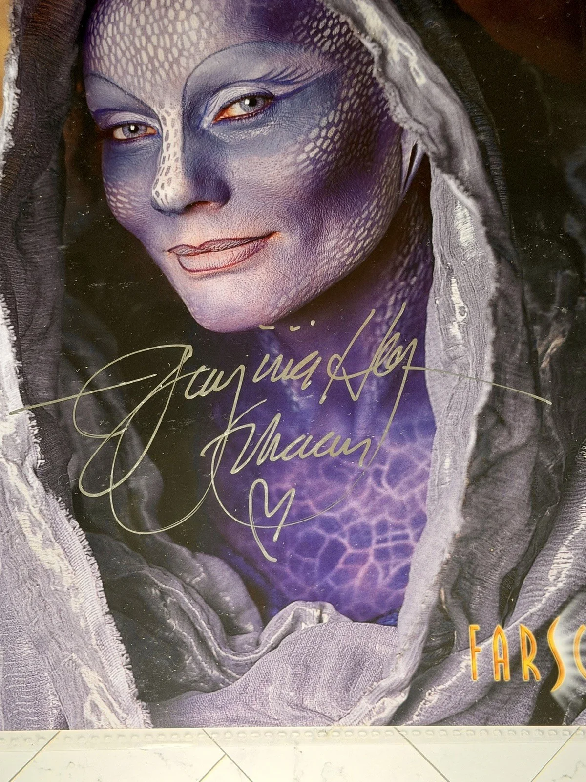 Virginia Hey — Virginia Hey Signed 8x10 Photo Farscape Zhaan Autograph Gold Ink, изображение 2