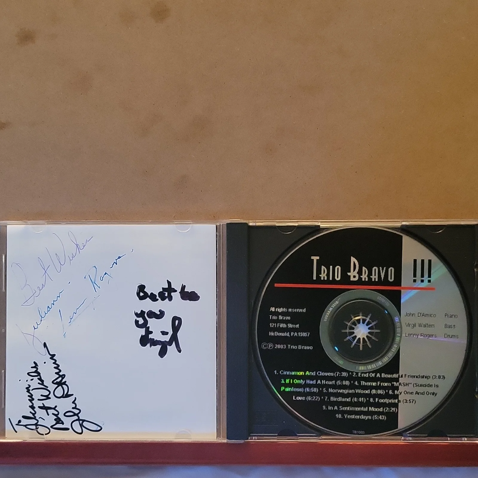 Trio Bravo !!! Signed CD with Booklet autographed, image 3